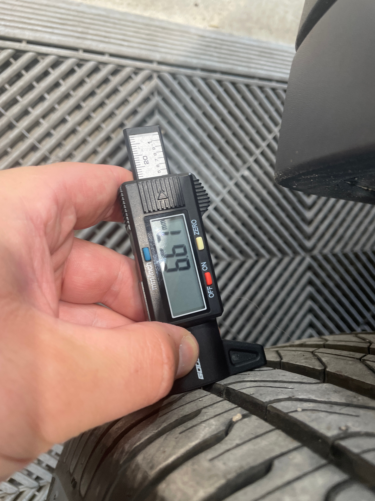RENAULT ARKANA E-Tech hybride 145 - 22 Evolution — expertise