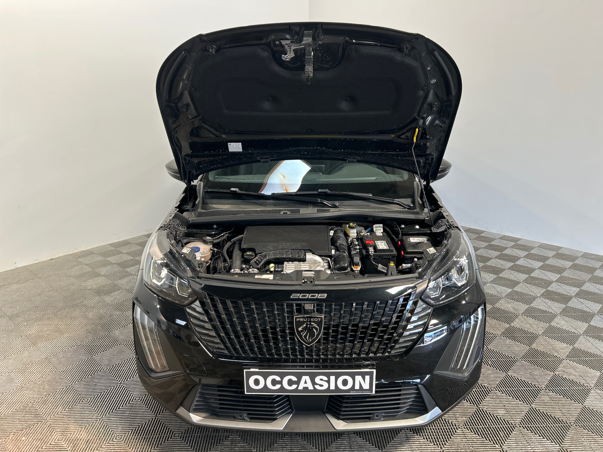 PEUGEOT 2008 Allure 130 ch S&S EAT8 — expertise