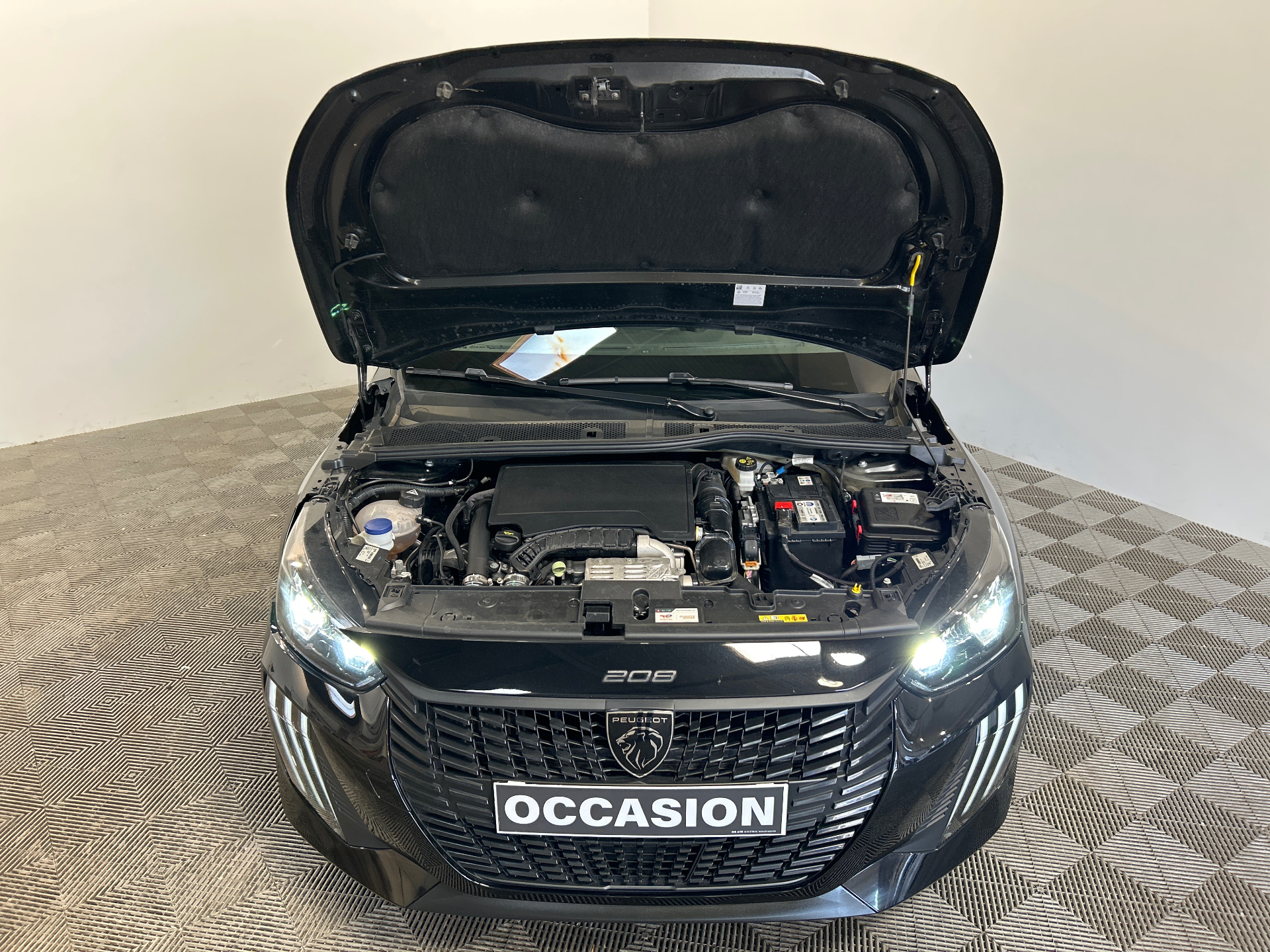 PEUGEOT 208 Style 100 ch BVM6 — expertise