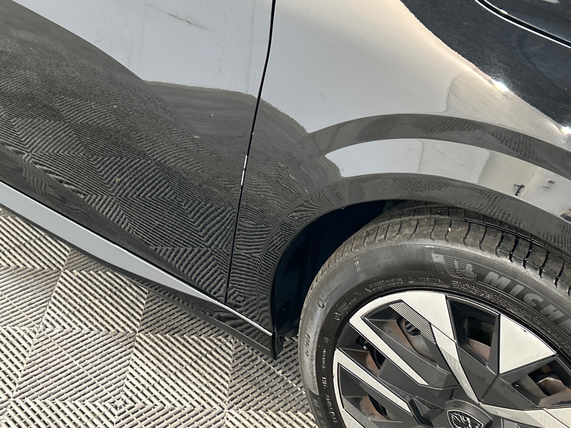 PEUGEOT 208 Style 100 ch BVM6 — expertise