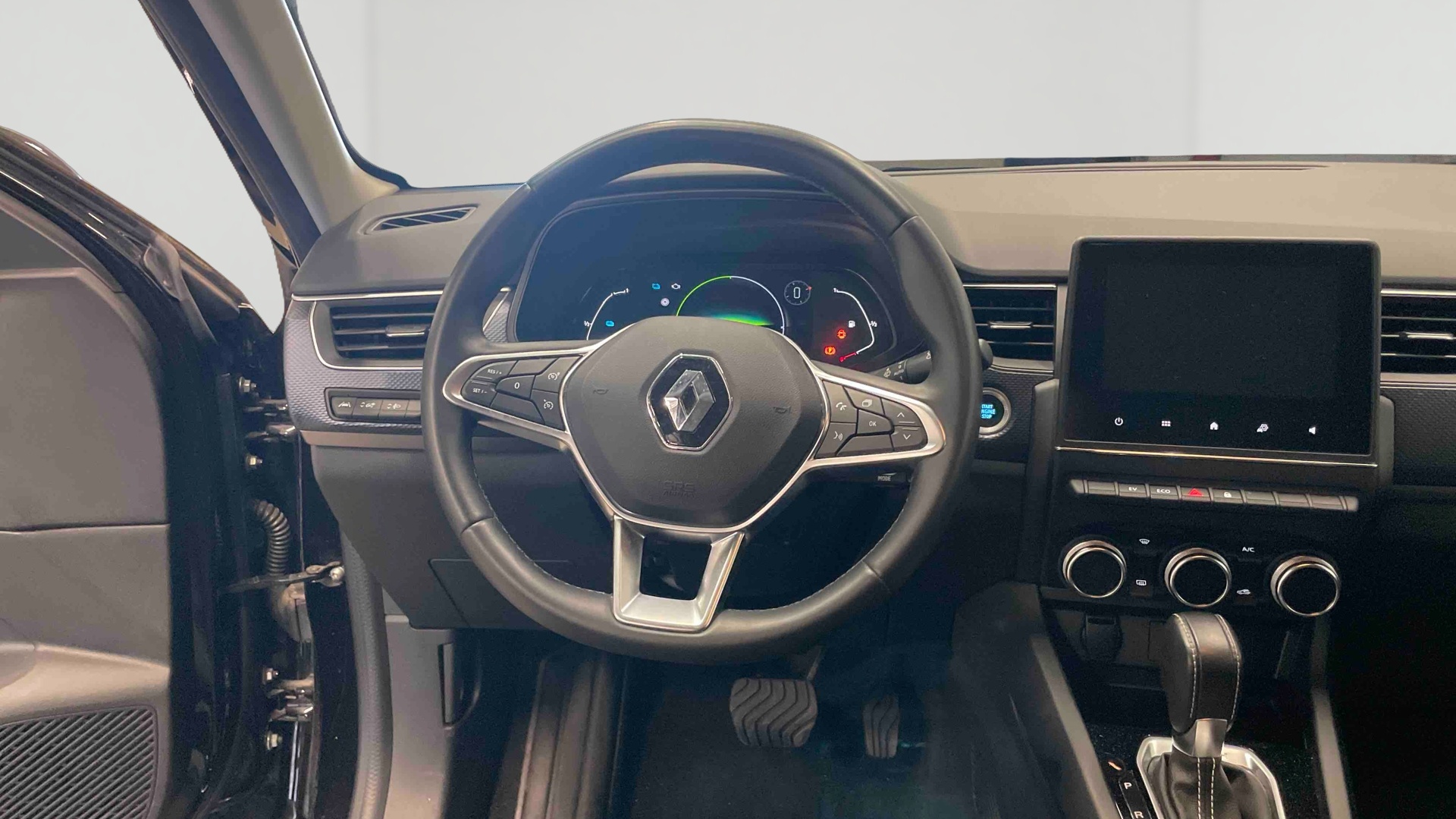 RENAULT ARKANA E-Tech 145 Business