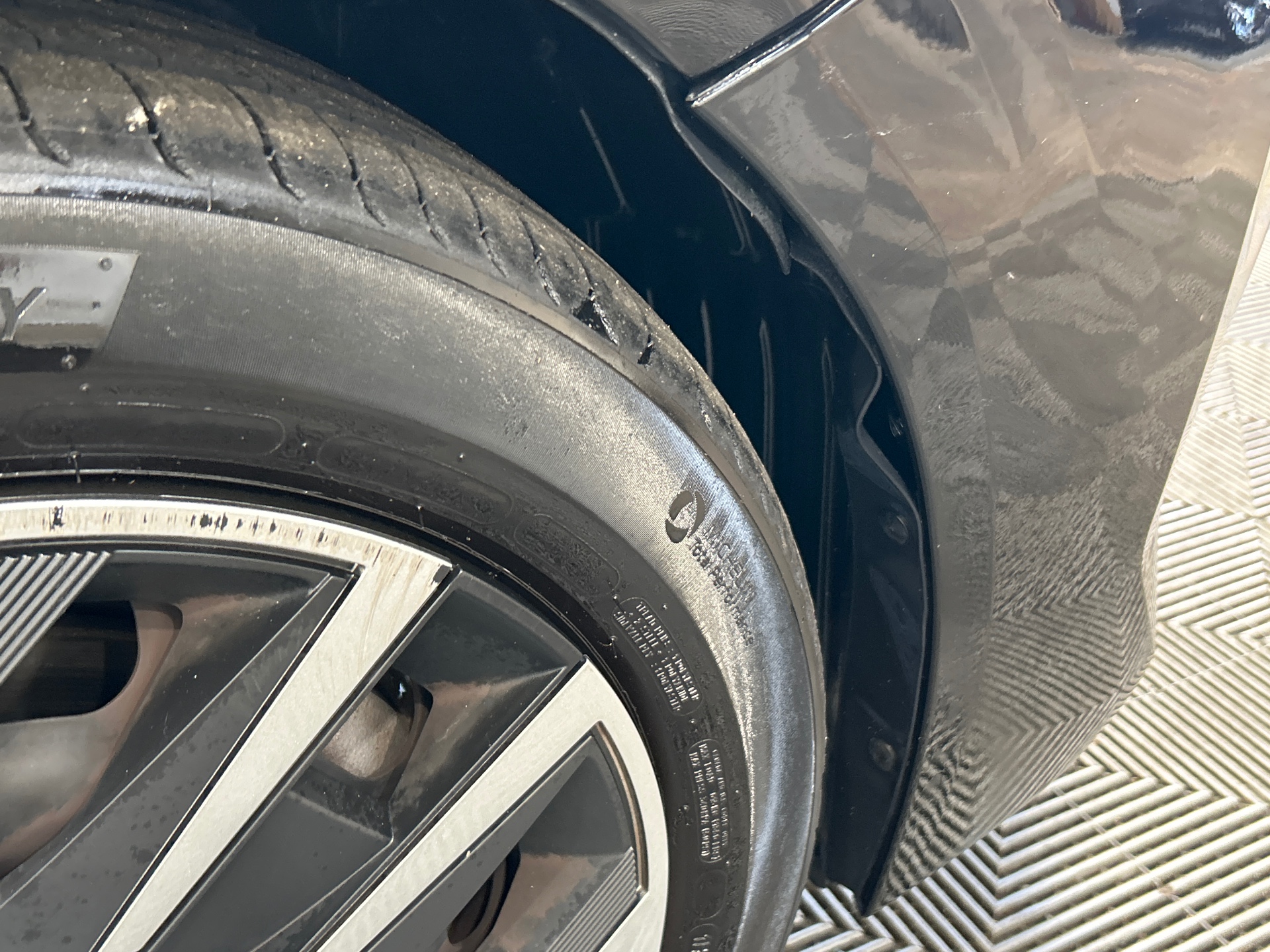 PEUGEOT 208 Style 100 ch BVM6 — expertise