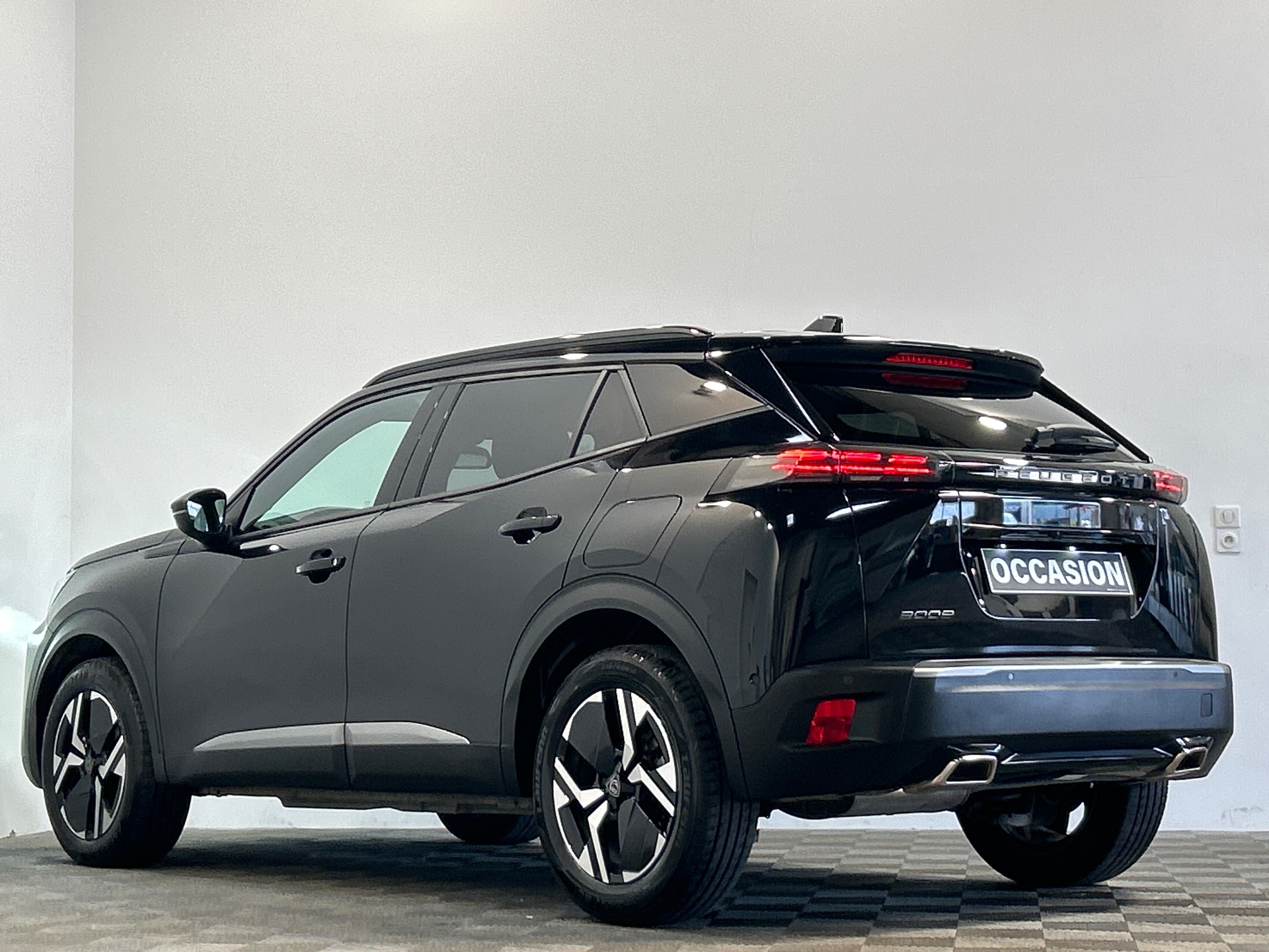 PEUGEOT 2008 Allure 130 ch S&S EAT8