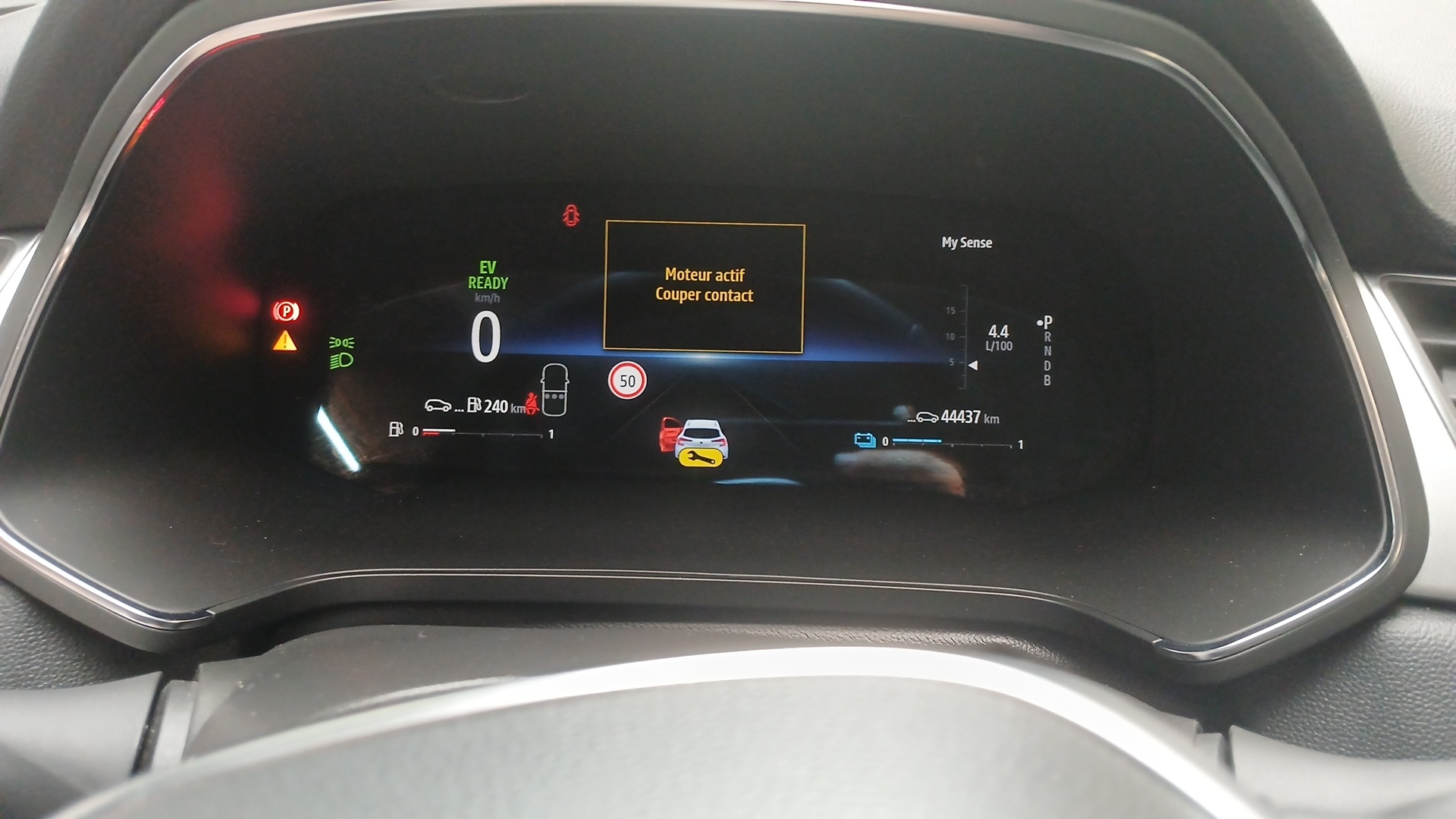 RENAULT CAPTUR techno fast track E-Tech hybride 145 — expertise