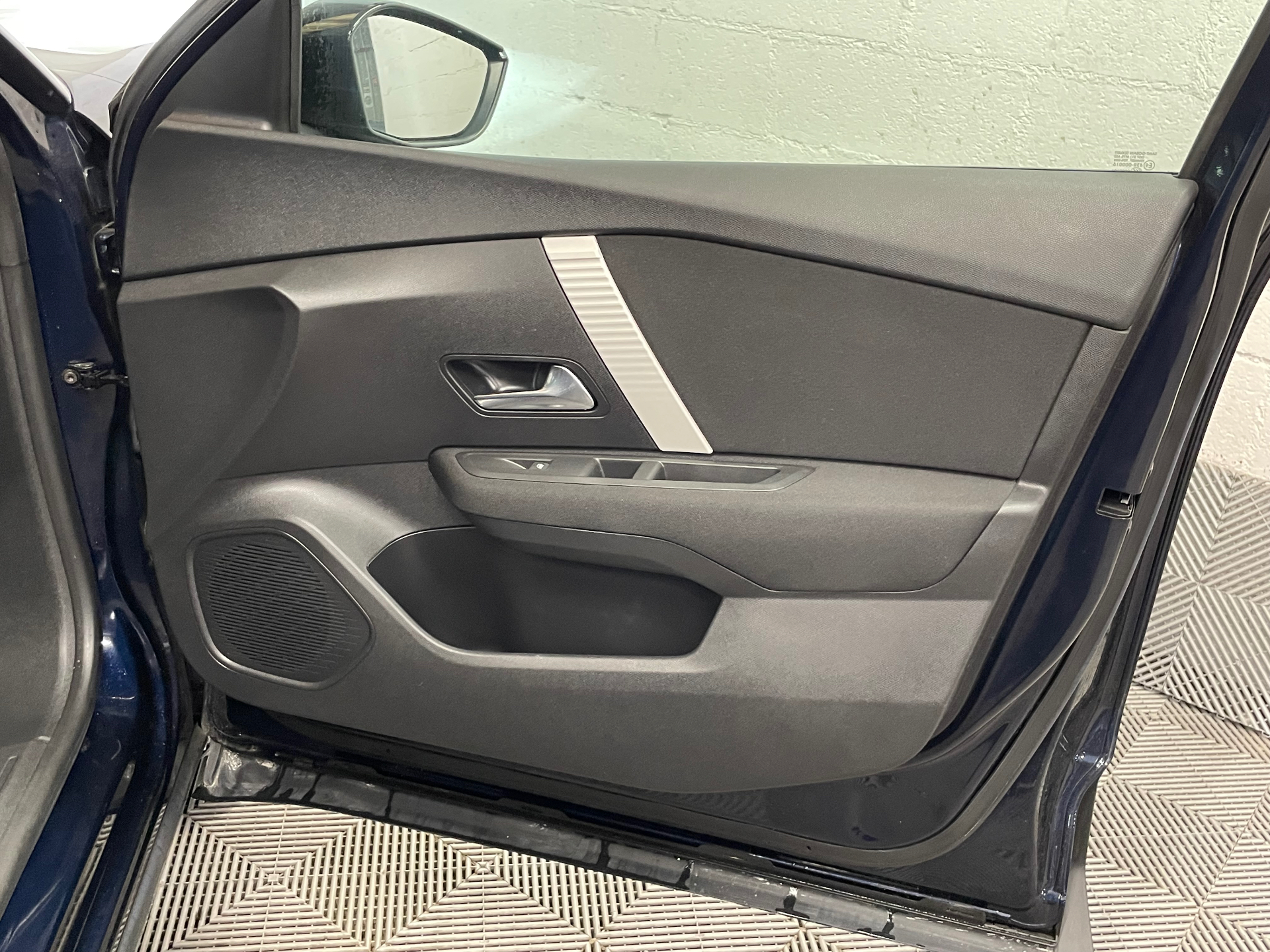 CITROEN C4 Hybride 145 ch e-DCS6 Plus