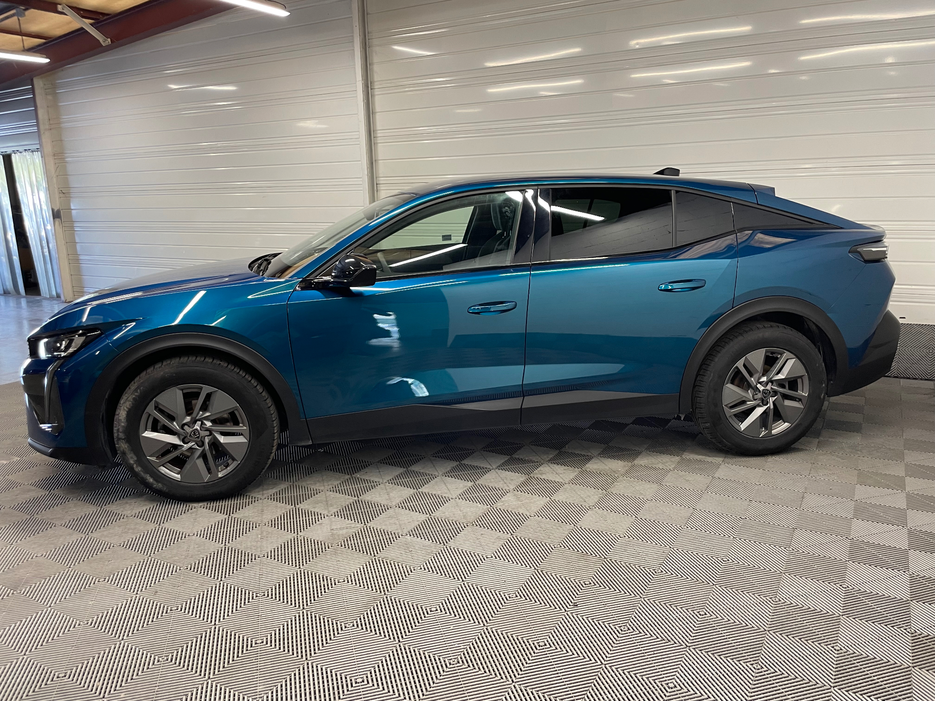 PEUGEOT 408 Hybrid 145 e-DCS6 Allure