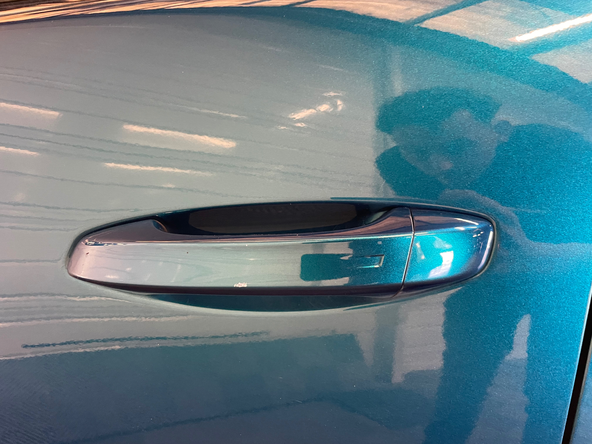 PEUGEOT 408 Hybrid 145 e-DCS6 Allure — expertise