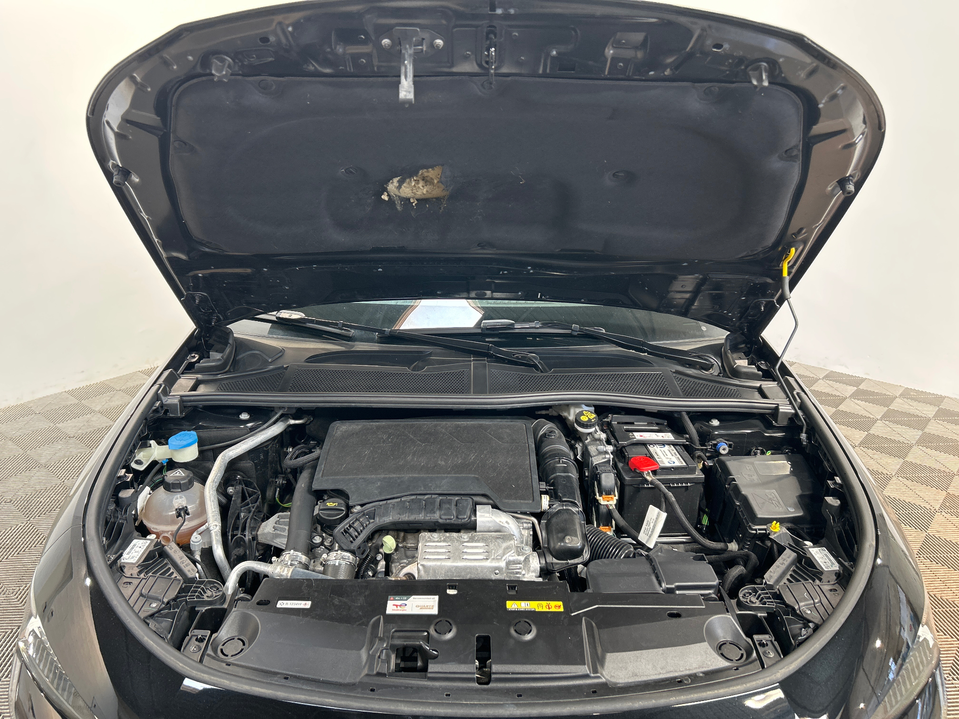 PEUGEOT 308 Berline Allure 130 ch S&S BVM6 — expertise