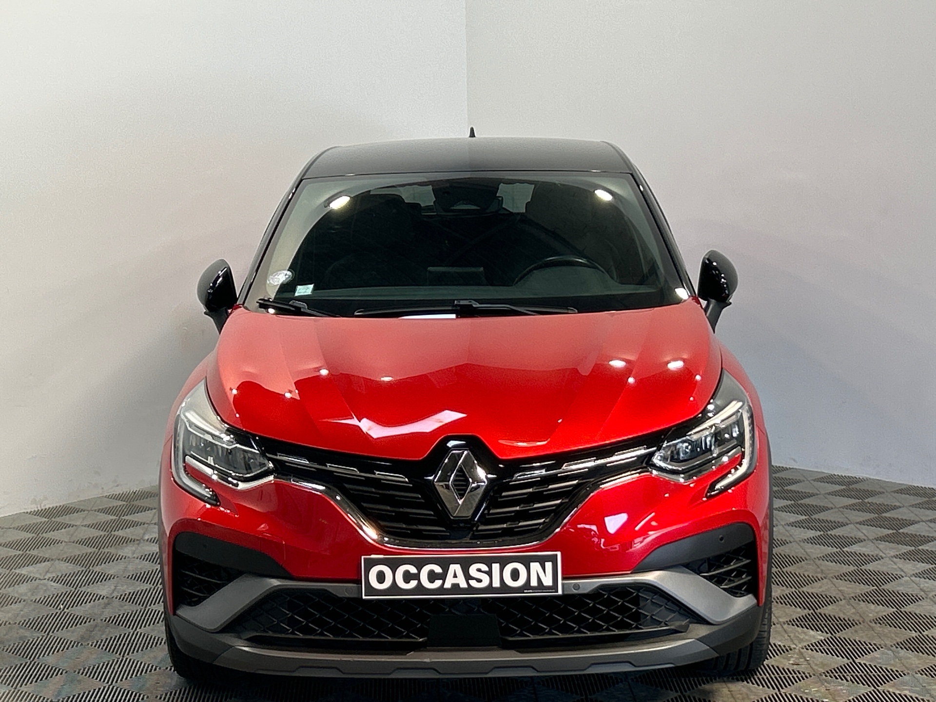 RENAULT CAPTUR TCe 140 - 21 R.S. Line