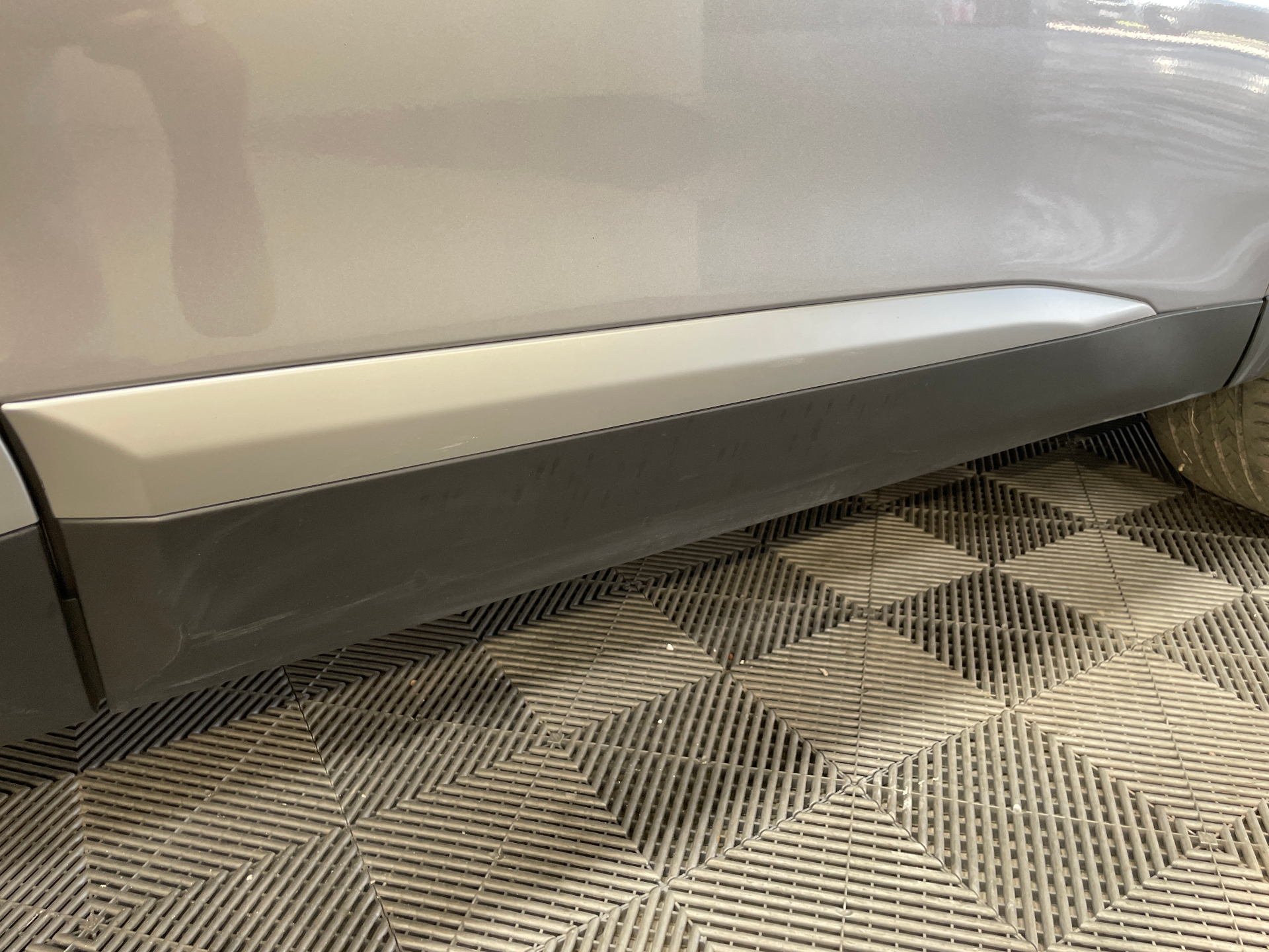 PEUGEOT 2008 Hybrid 145 e-DCS6 Allure — expertise