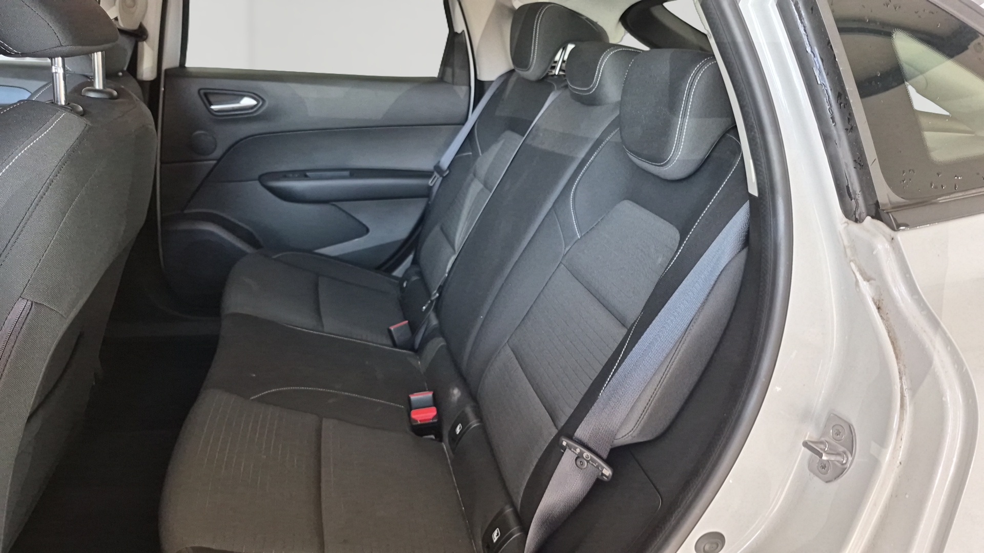 RENAULT ARKANA E-Tech 145 - 23 Evolution
