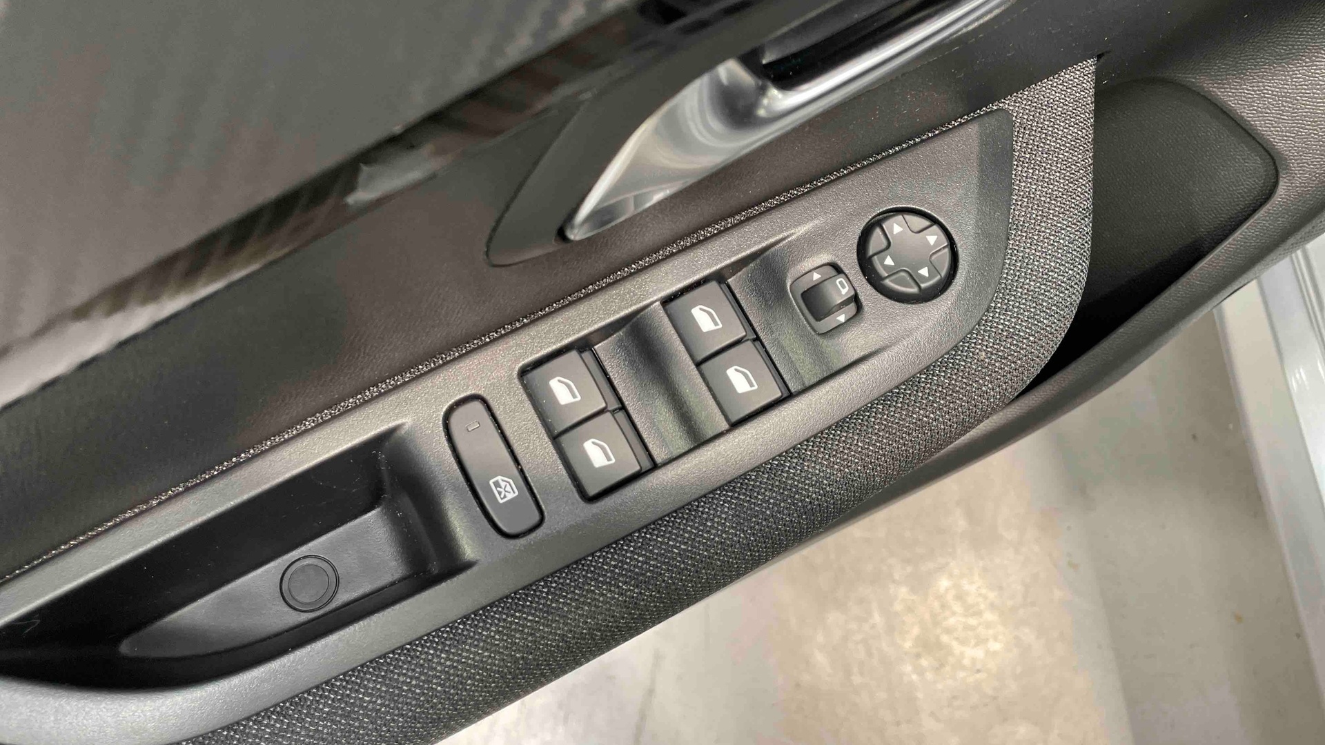 PEUGEOT 208 100 S&S BVM6 Style