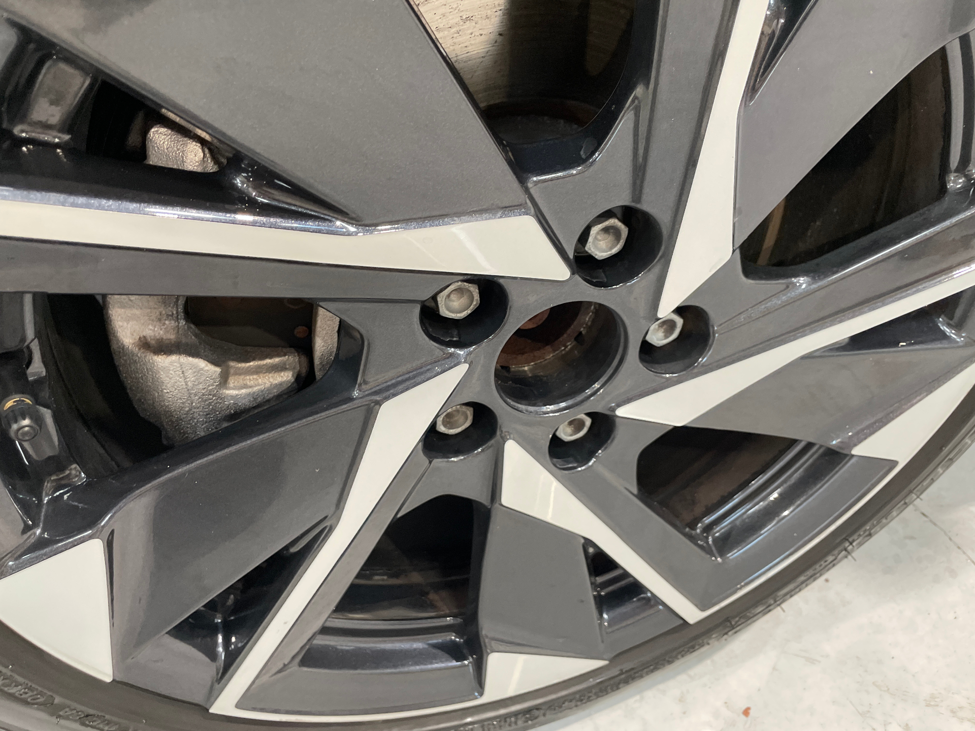 PEUGEOT 308 Hybrid 145 e-DCS6 Allure — expertise