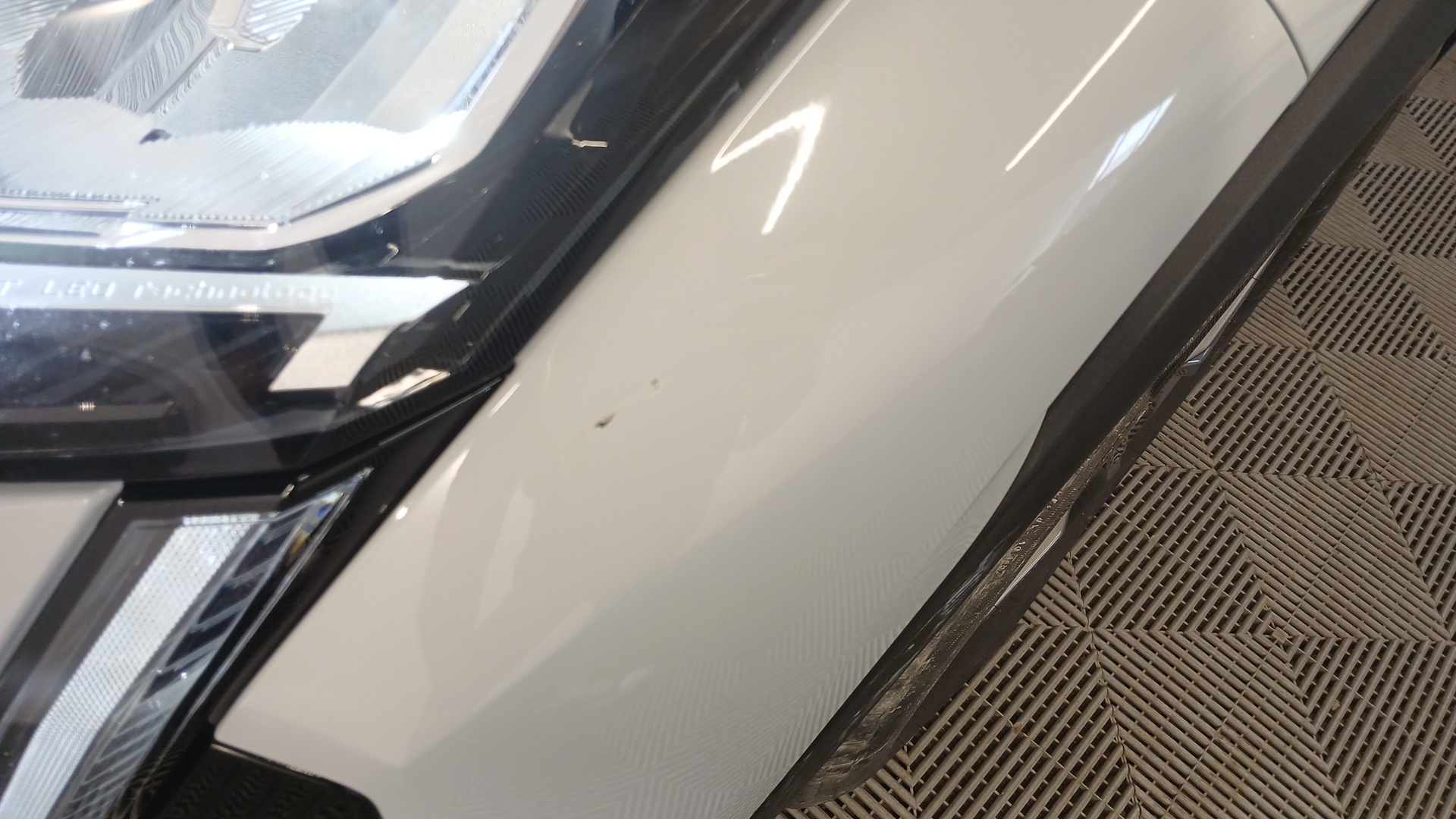 PEUGEOT 408 Allure Hybrid 145 ch e-DCS6 — expertise