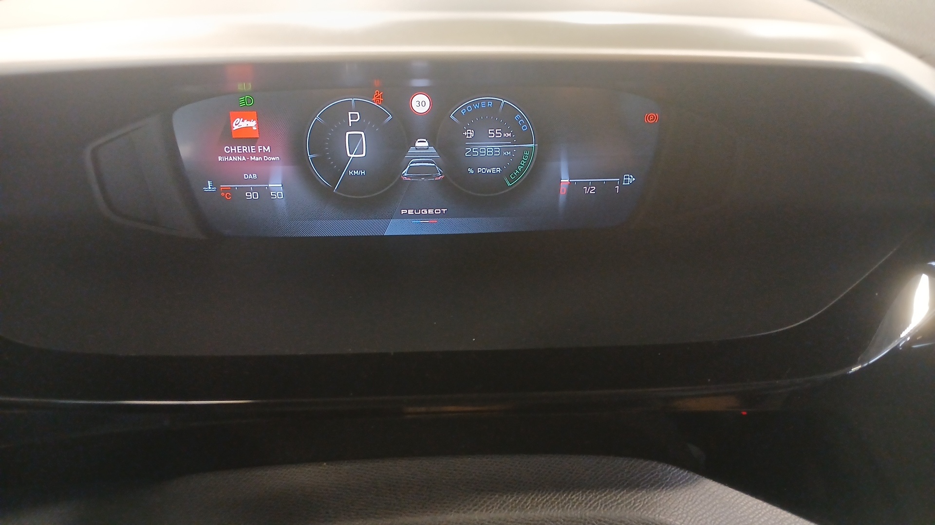 PEUGEOT 408 Allure Hybrid 145 ch e-DCS6 — expertise