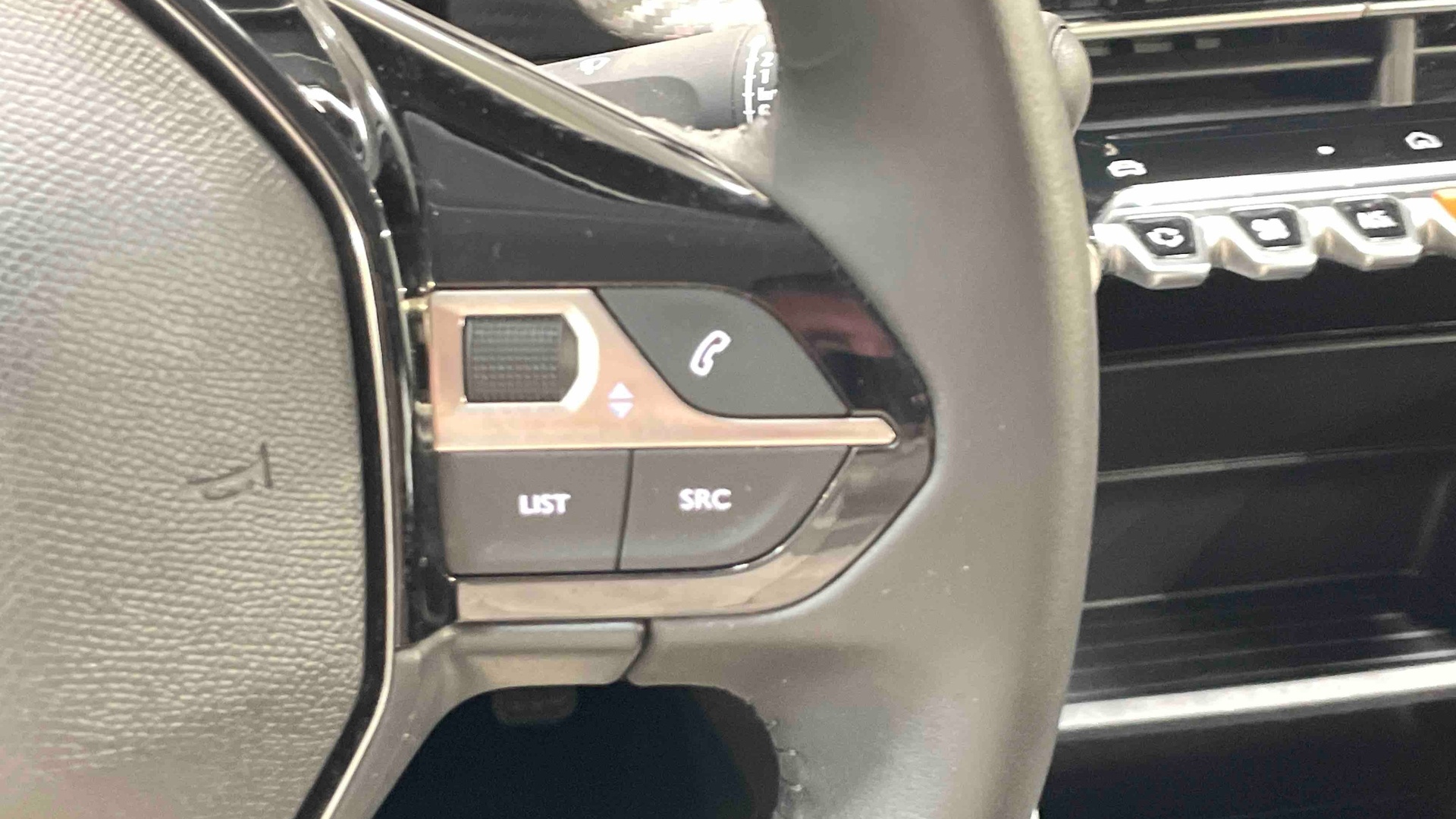 PEUGEOT 208 100 S&S BVM6 Style