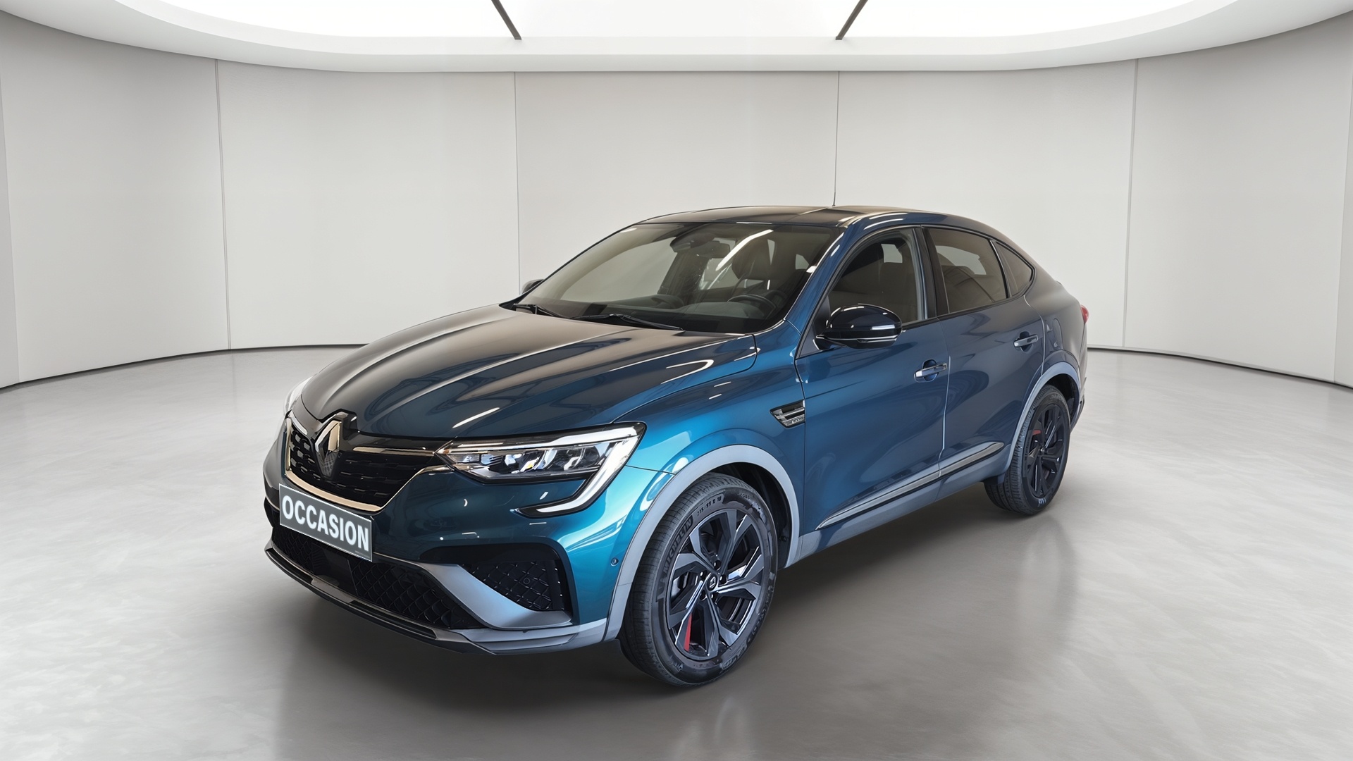 RENAULT ARKANA E-Tech 145 - 21B R.S. Line