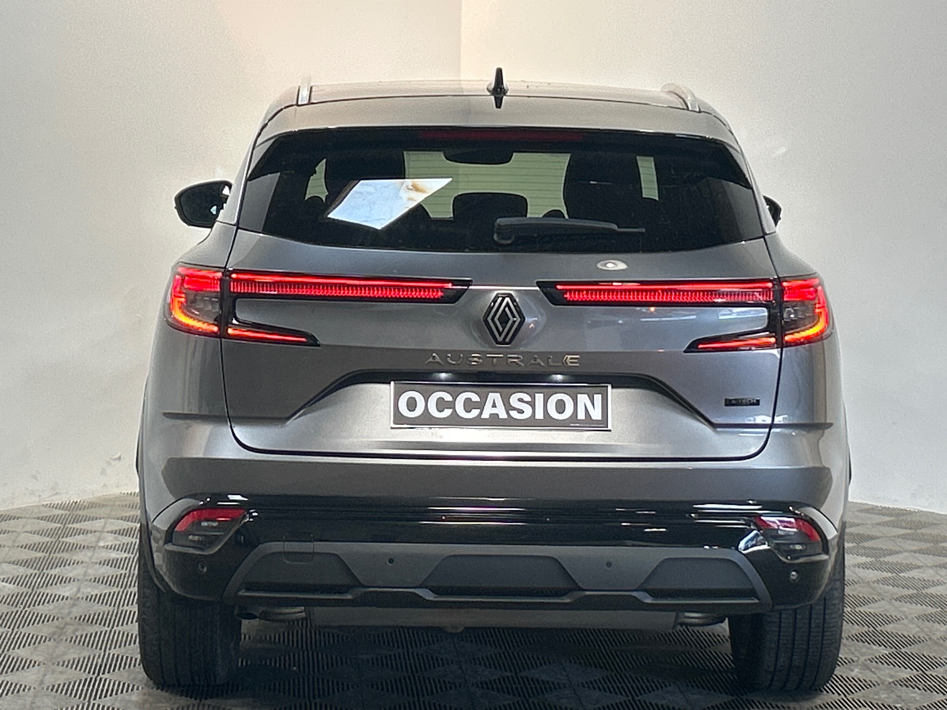 RENAULT AUSTRAL E-Tech hybrid 200 Iconic