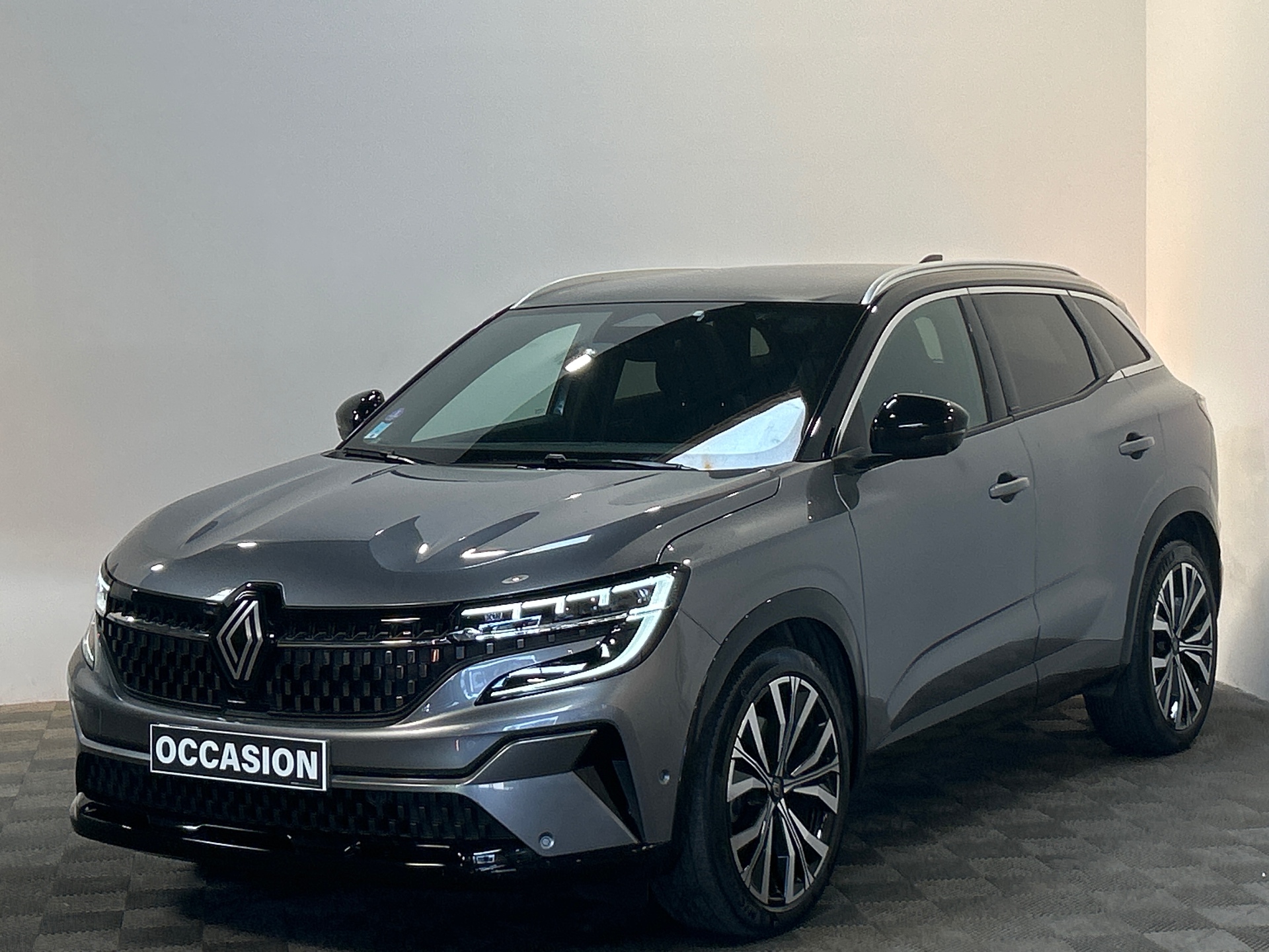 RENAULT AUSTRAL E-Tech hybrid 200 Iconic