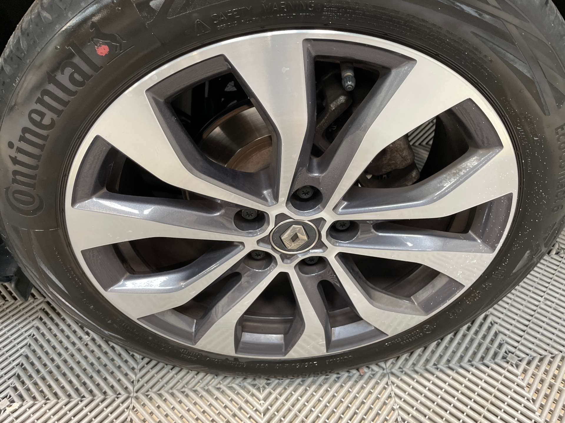 RENAULT MEGANE IV ESTATE TCe 140 EDC Techno — expertise