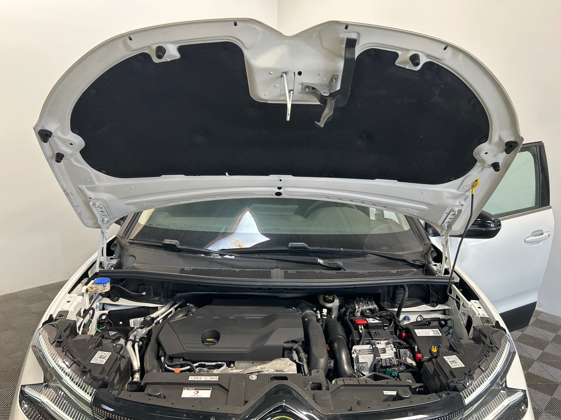 CITROEN C5 AIRCROSS Aircross Hybride rechargeable 180 ë-EAT8 Feel Pack — expertise