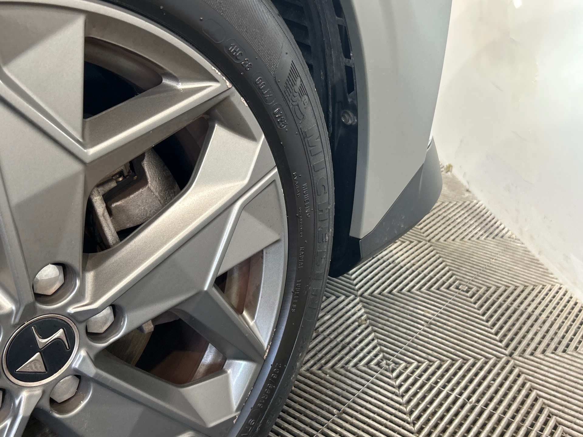 DS DS 4 E-TENSE 225 CROSS TROCADERO — expertise