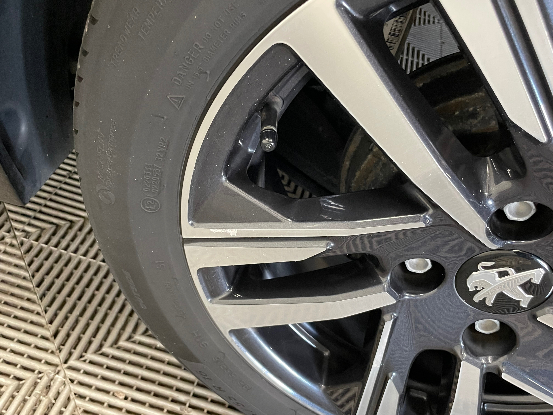PEUGEOT 208 PureTech 75 S&S BVM5 Style — expertise