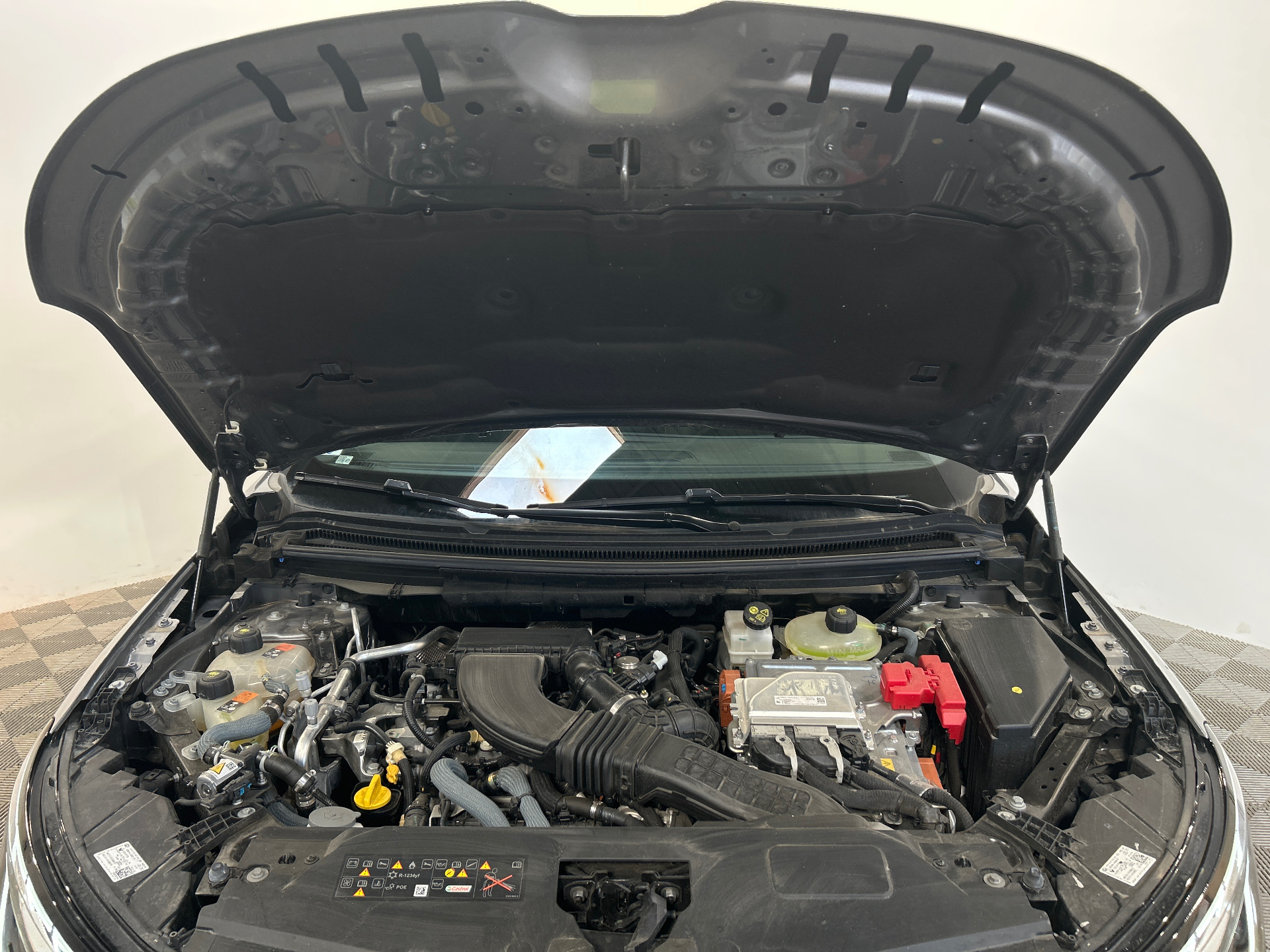 RENAULT AUSTRAL E-Tech hybrid 200 Iconic — expertise