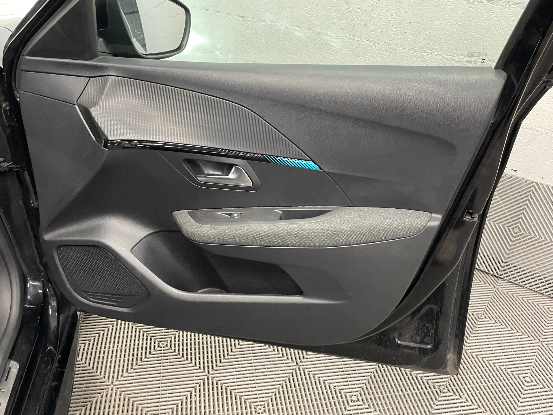 PEUGEOT 208 PureTech 75 S&S BVM5 Style
