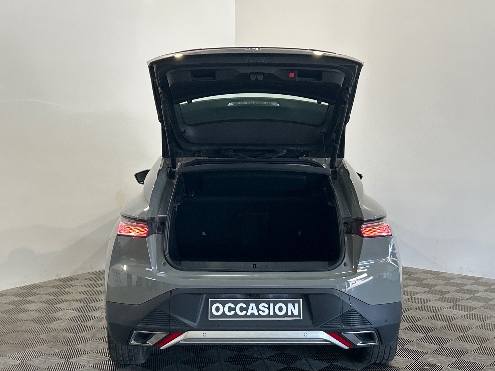 DS DS 4 E-TENSE 225 CROSS TROCADERO