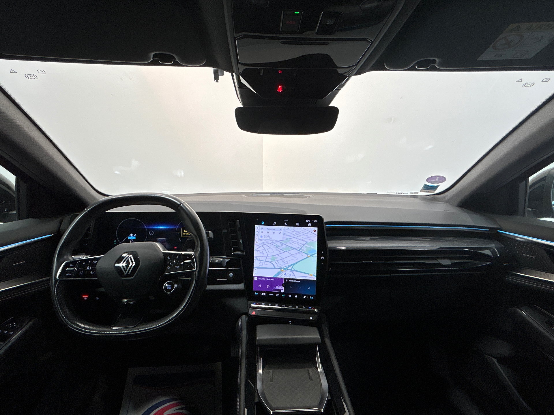 RENAULT AUSTRAL E-Tech hybrid 200 Iconic