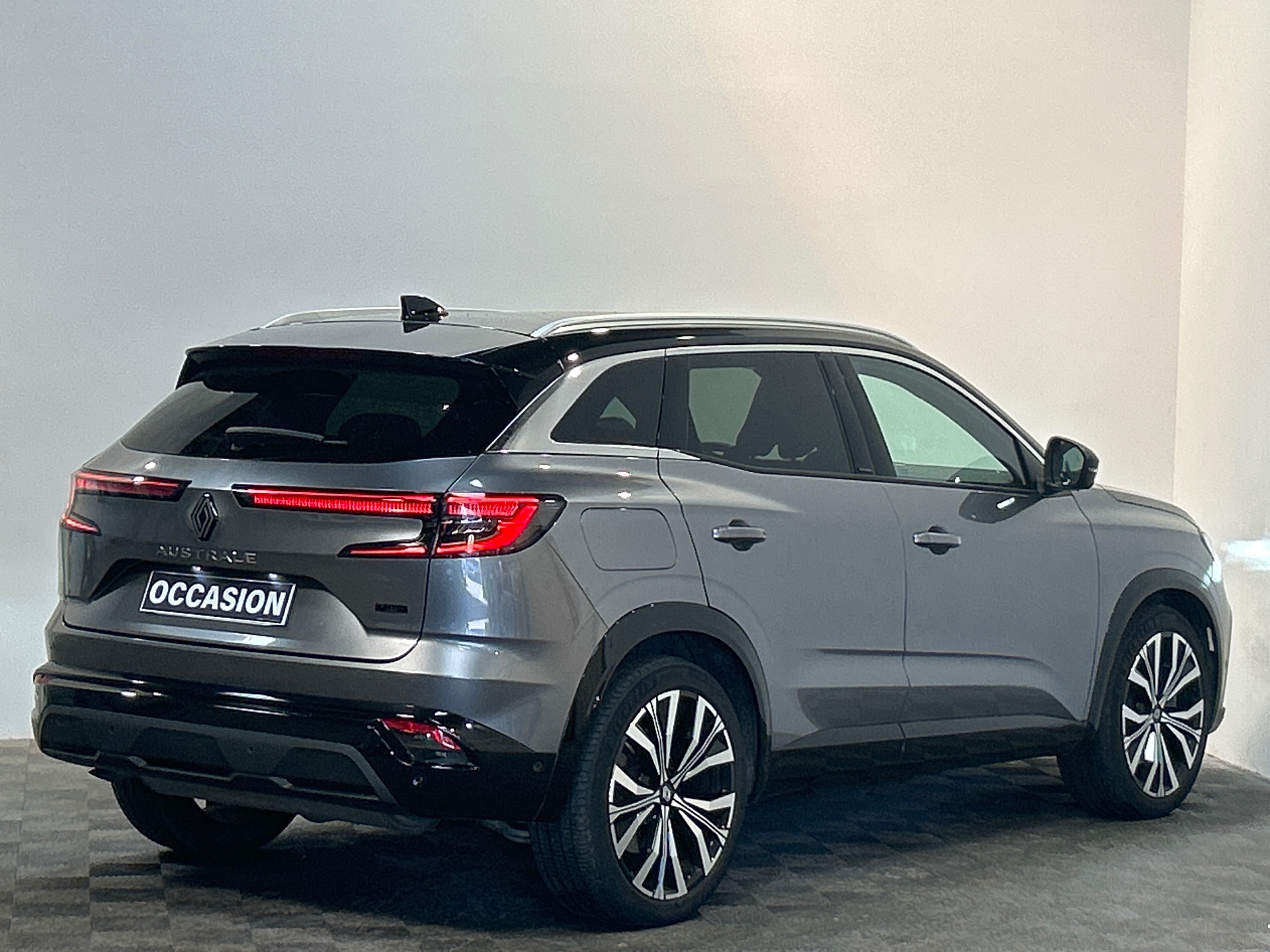 RENAULT AUSTRAL E-Tech hybrid 200 Iconic