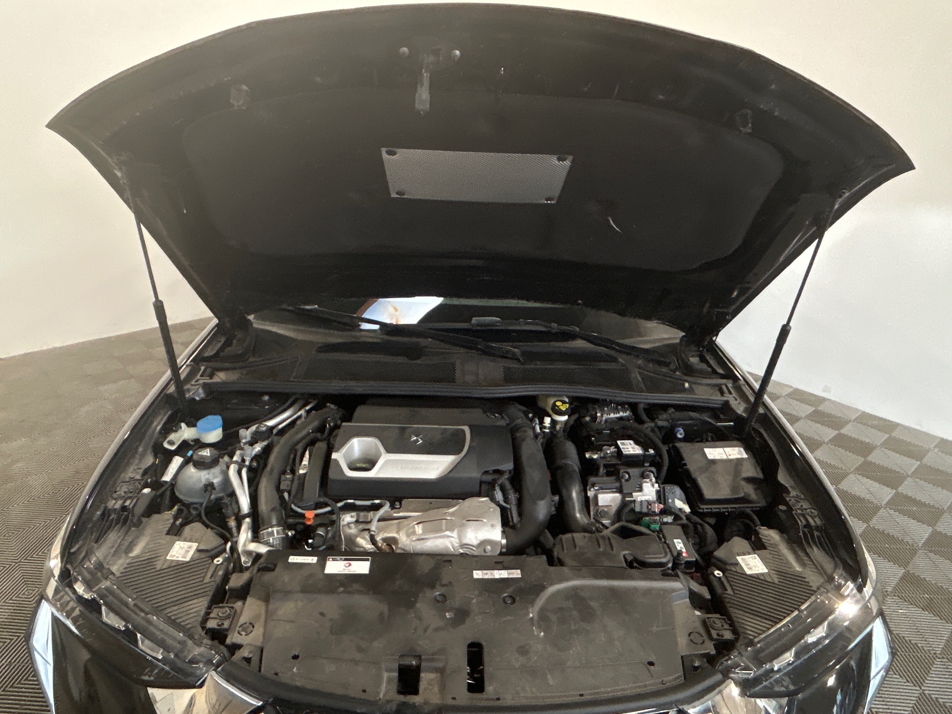 DS DS 4 E-TENSE 225 TROCADERO — expertise