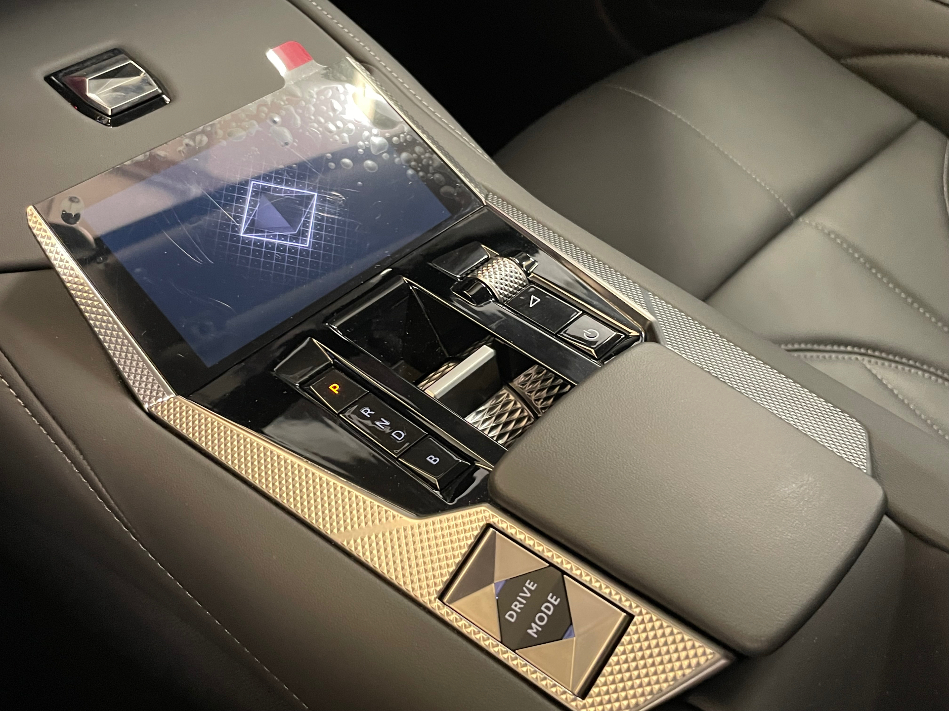 DS DS 4 Hybride E-Tense 225 EAT8 Cross Rivoli
