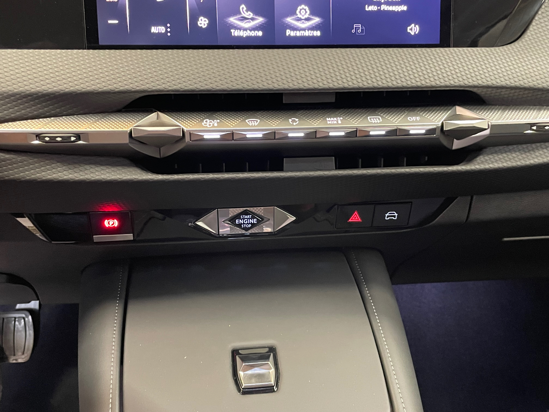 DS DS 4 Hybride E-Tense 225 EAT8 Cross Trocadero