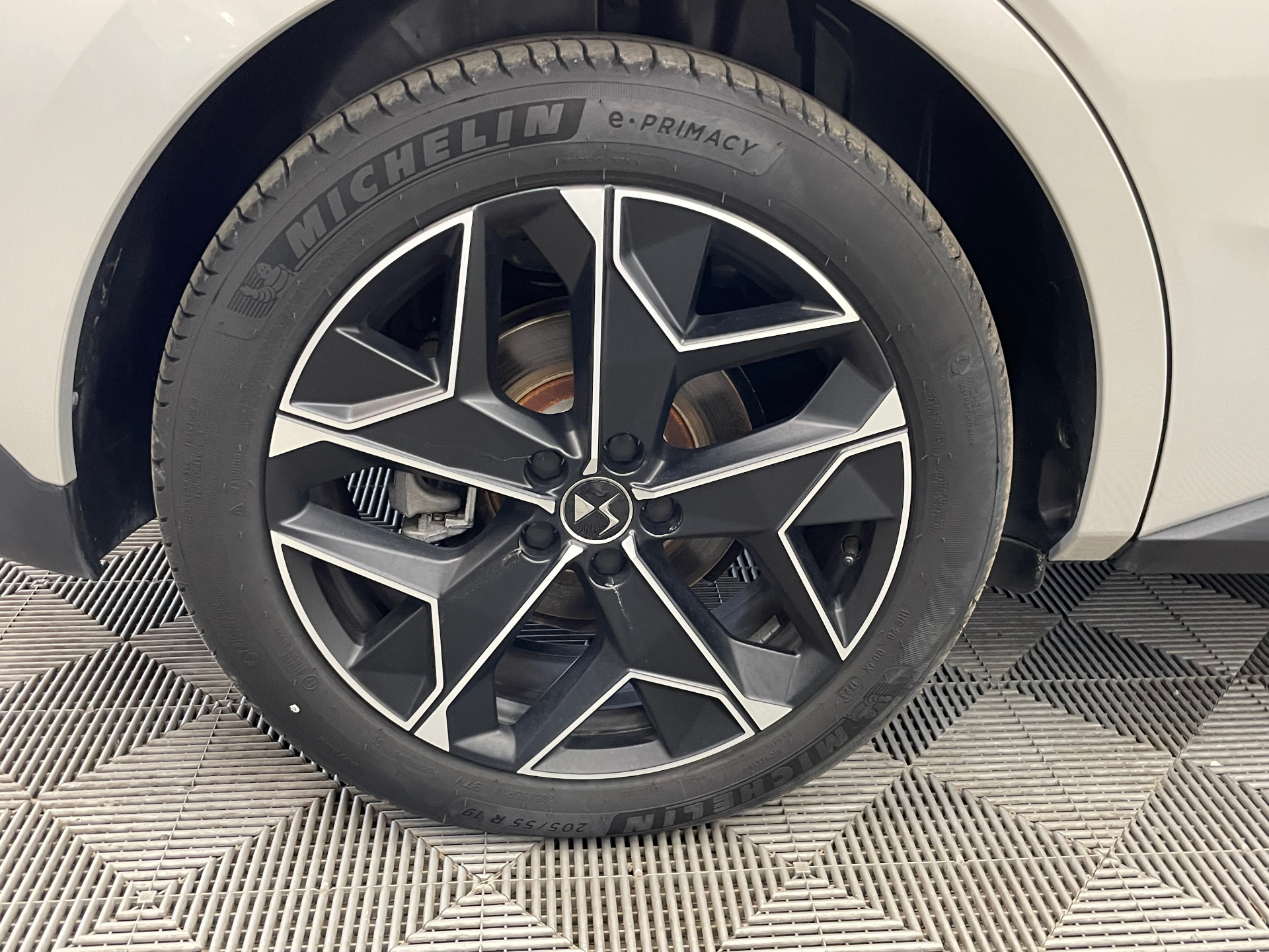 DS DS 4 Hybride E-Tense 225 EAT8 Cross Rivoli