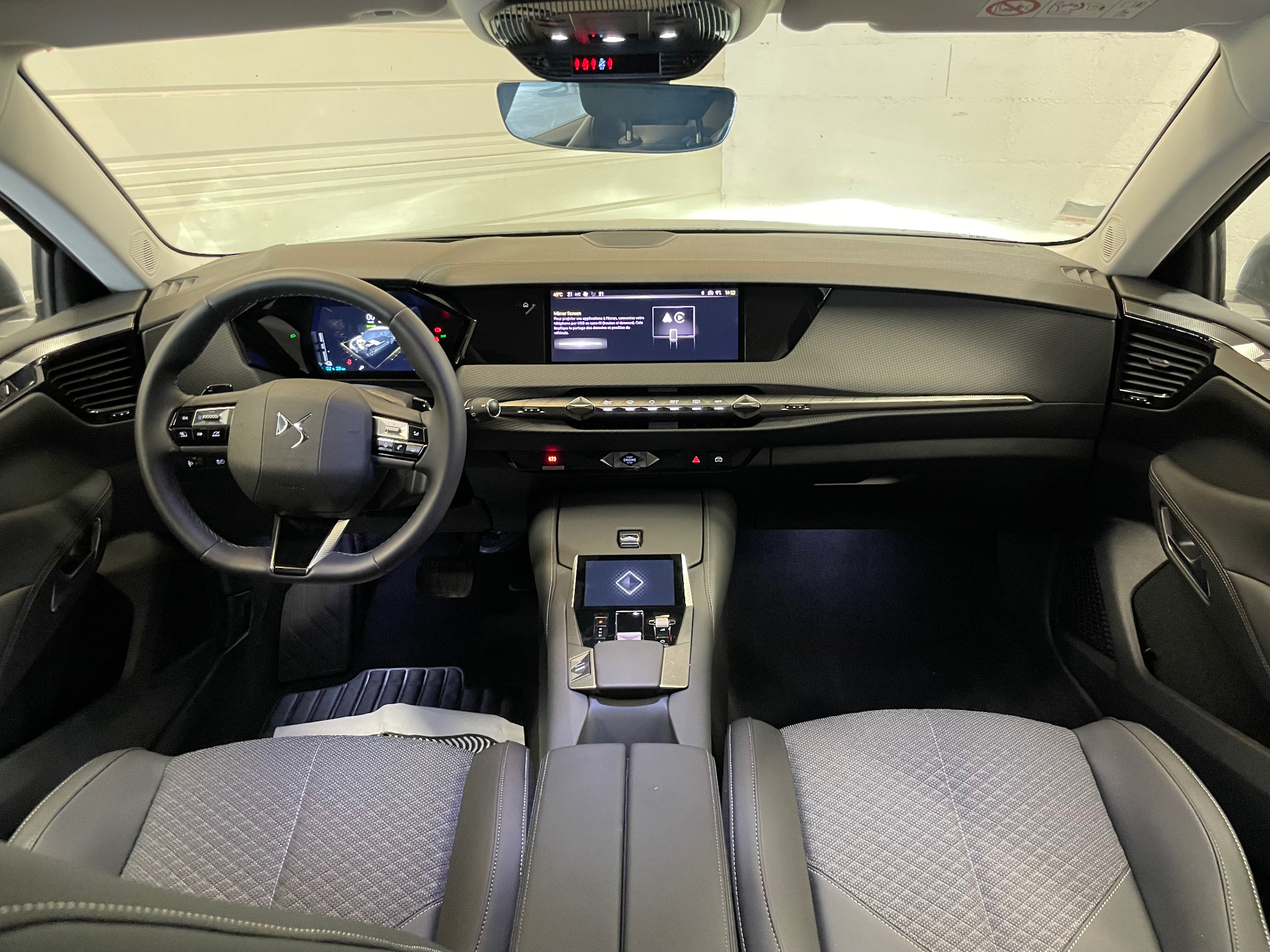 DS DS 4 Hybride E-Tense 225 EAT8 Cross Trocadero