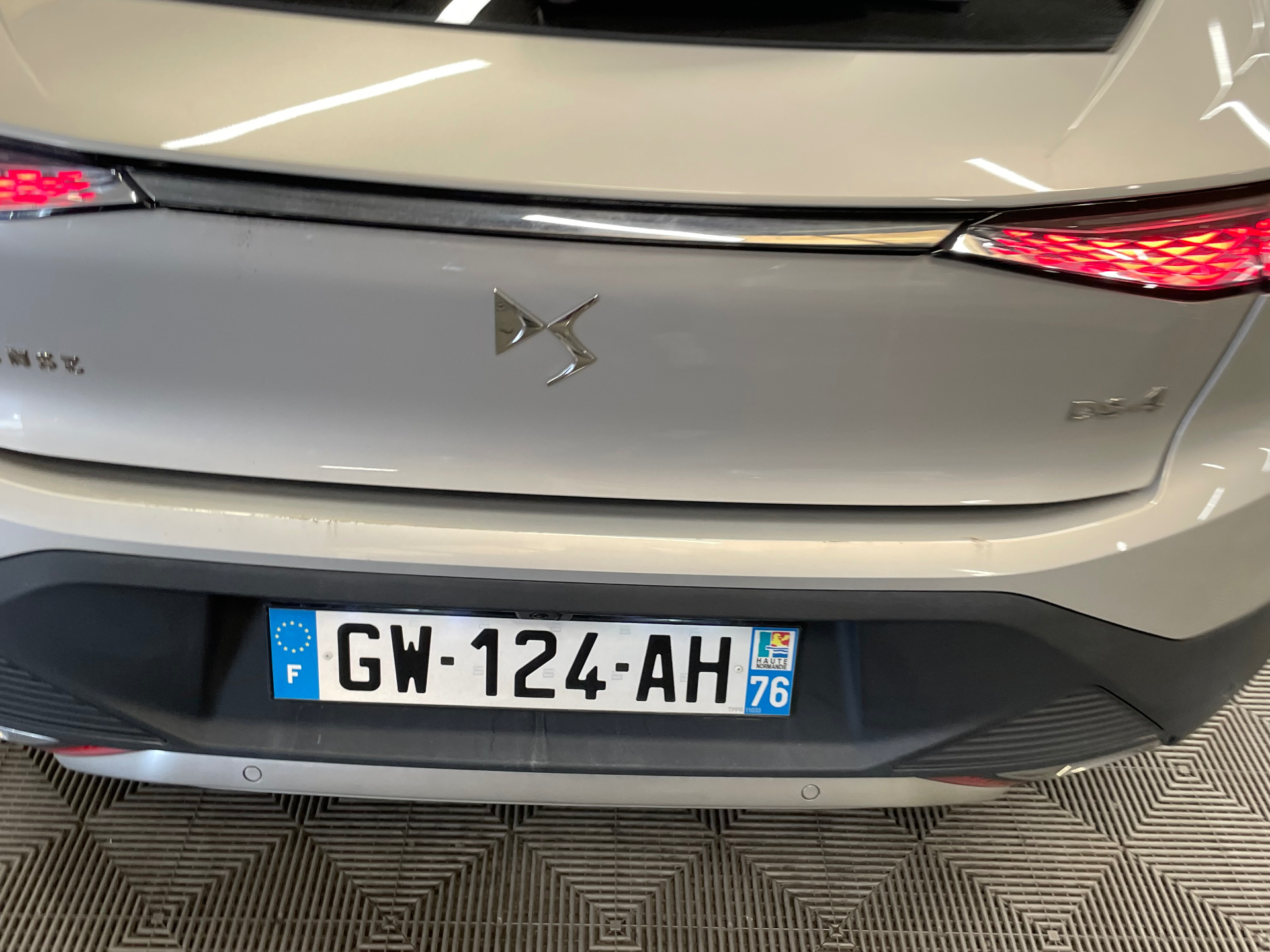 DS DS 4 Hybride E-Tense 225 EAT8 Cross Rivoli — expertise