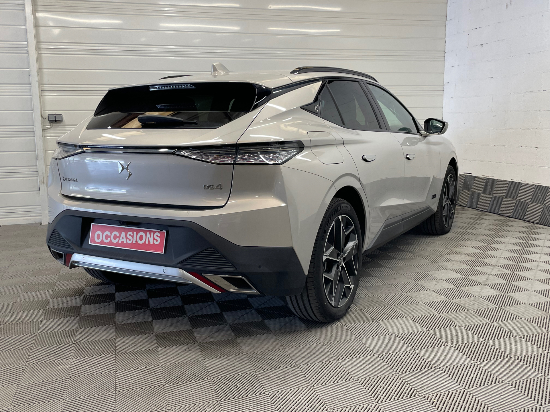 DS DS 4 Hybride E-Tense 225 EAT8 Cross Rivoli