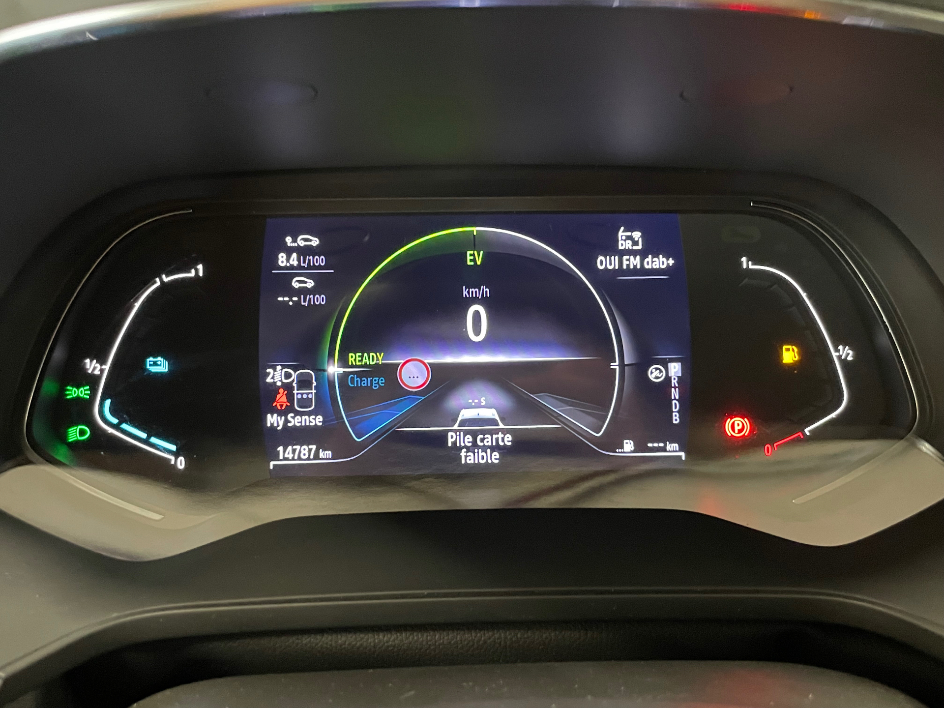 RENAULT CAPTUR E-Tech full hybrid 145 Techno