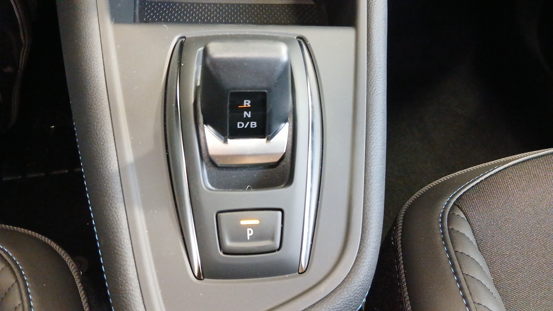 RENAULT CAPTUR E-Tech full hybrid 160 ch esprit Alpine