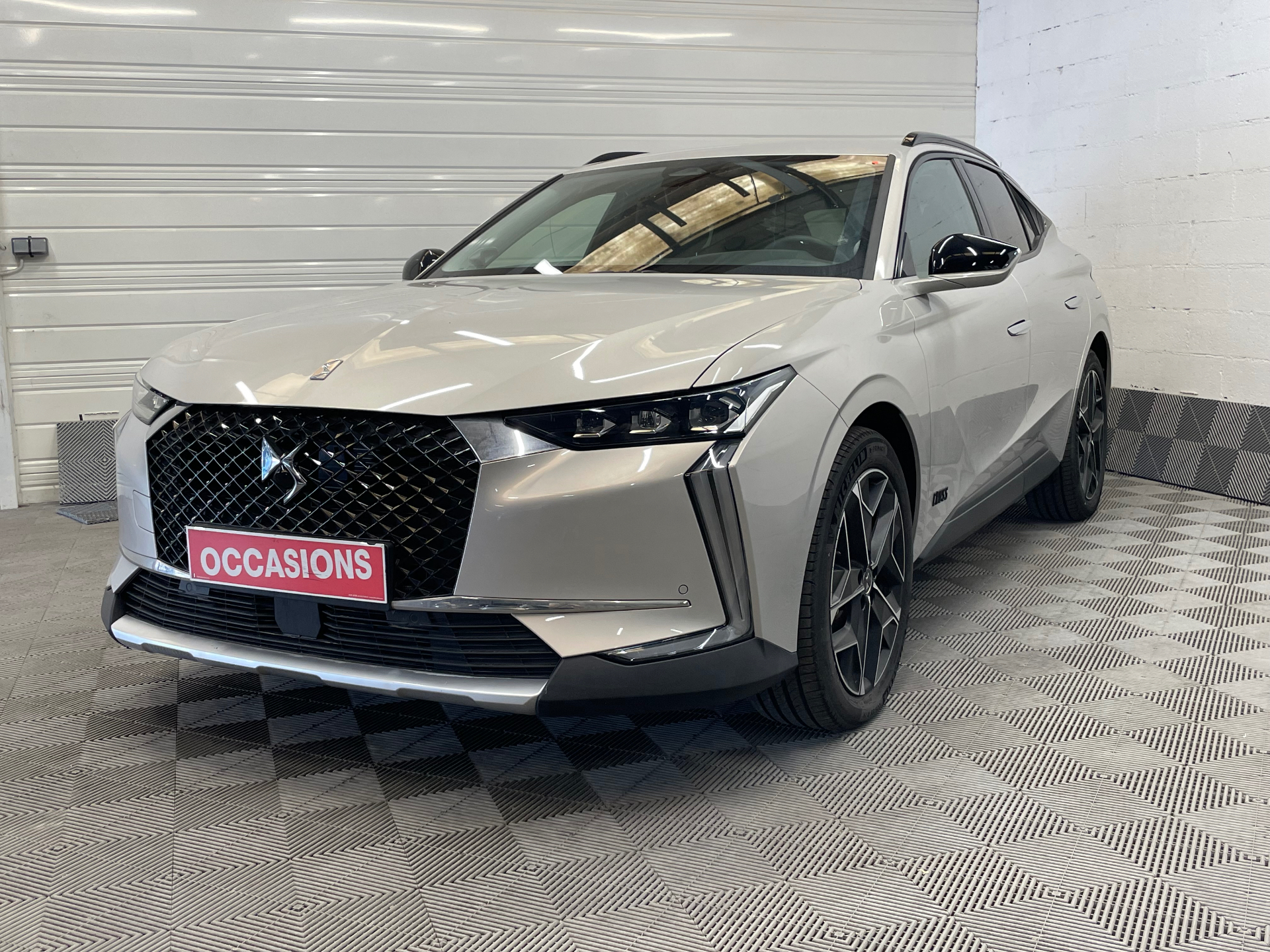 DS DS 4 Hybride E-Tense 225 EAT8 Cross Rivoli