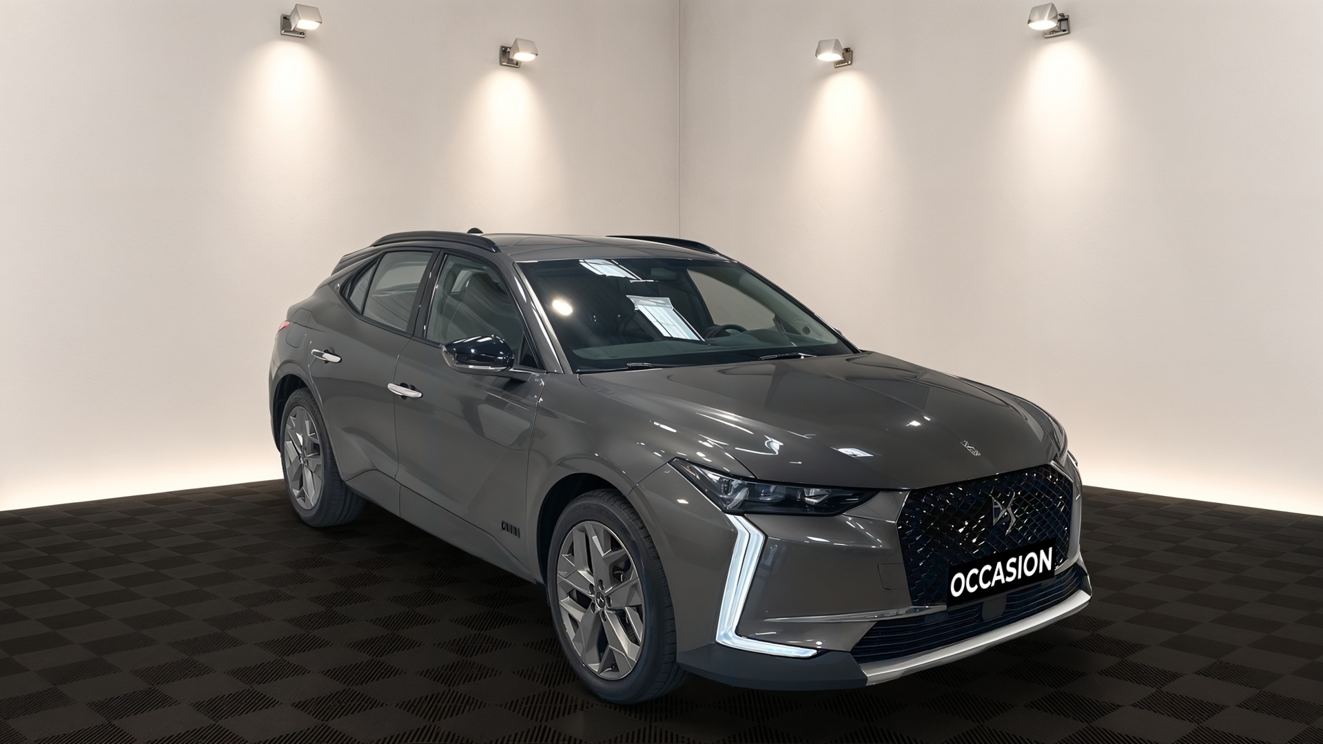 DS DS 4 Hybride E-Tense 225 EAT8 Cross Trocadero - 5P