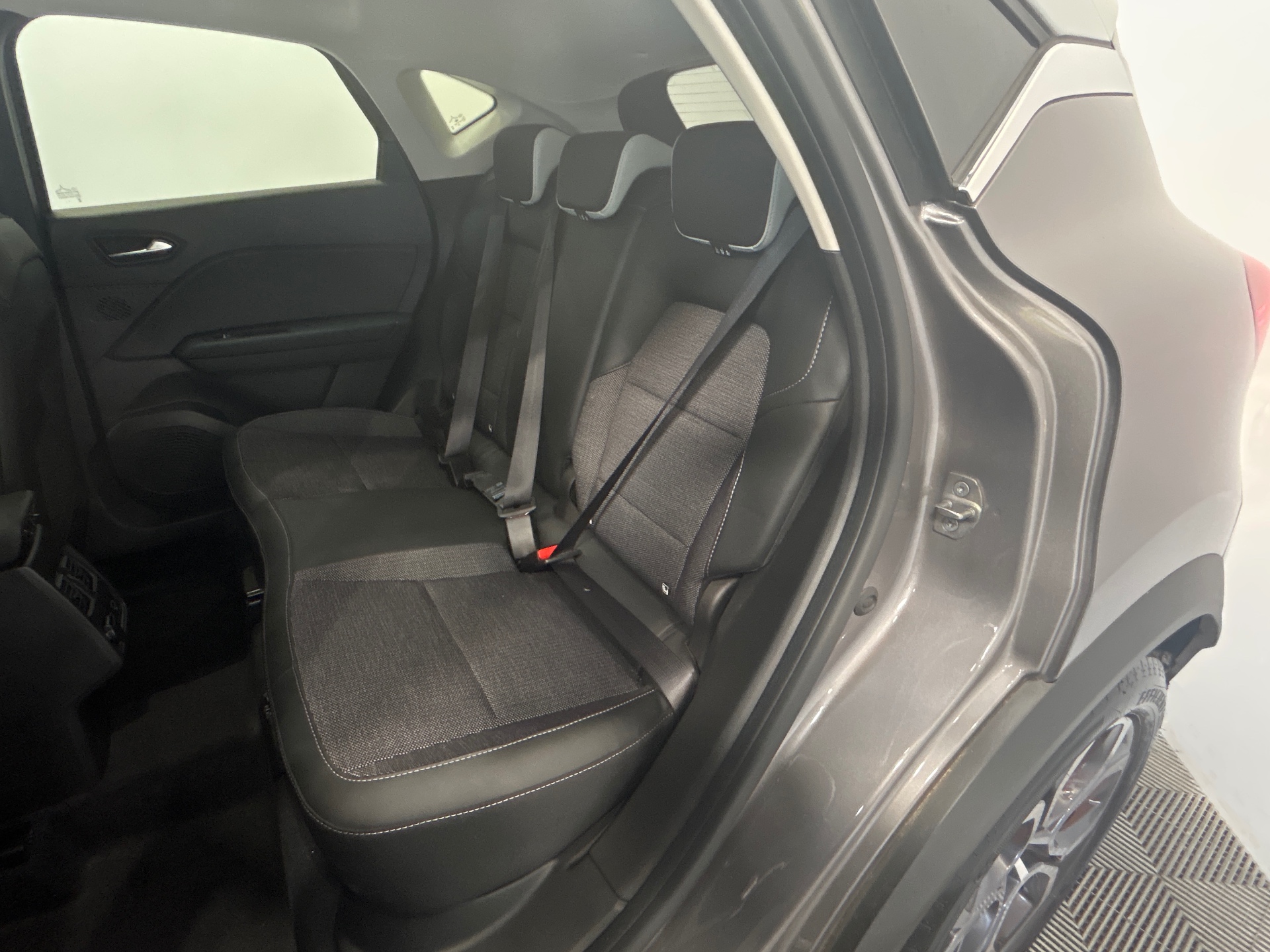 RENAULT CAPTUR E-Tech full hybrid 145 Techno