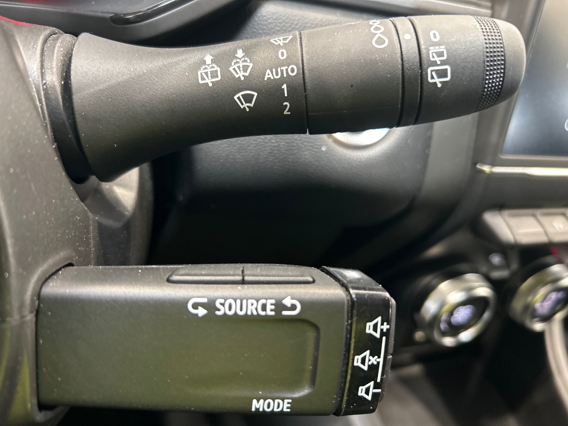 RENAULT CAPTUR E-Tech full hybrid 145 Techno