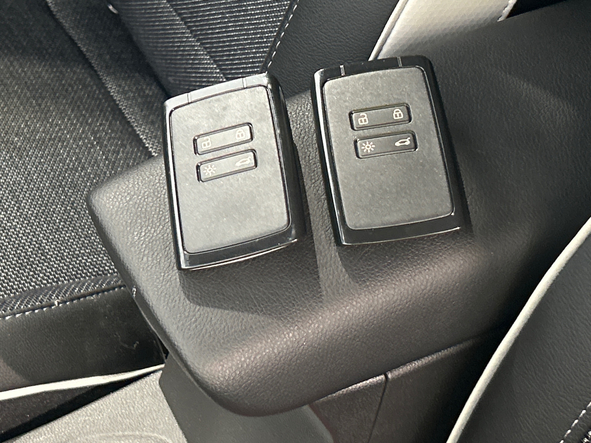 RENAULT CAPTUR E-Tech full hybrid 145 Techno