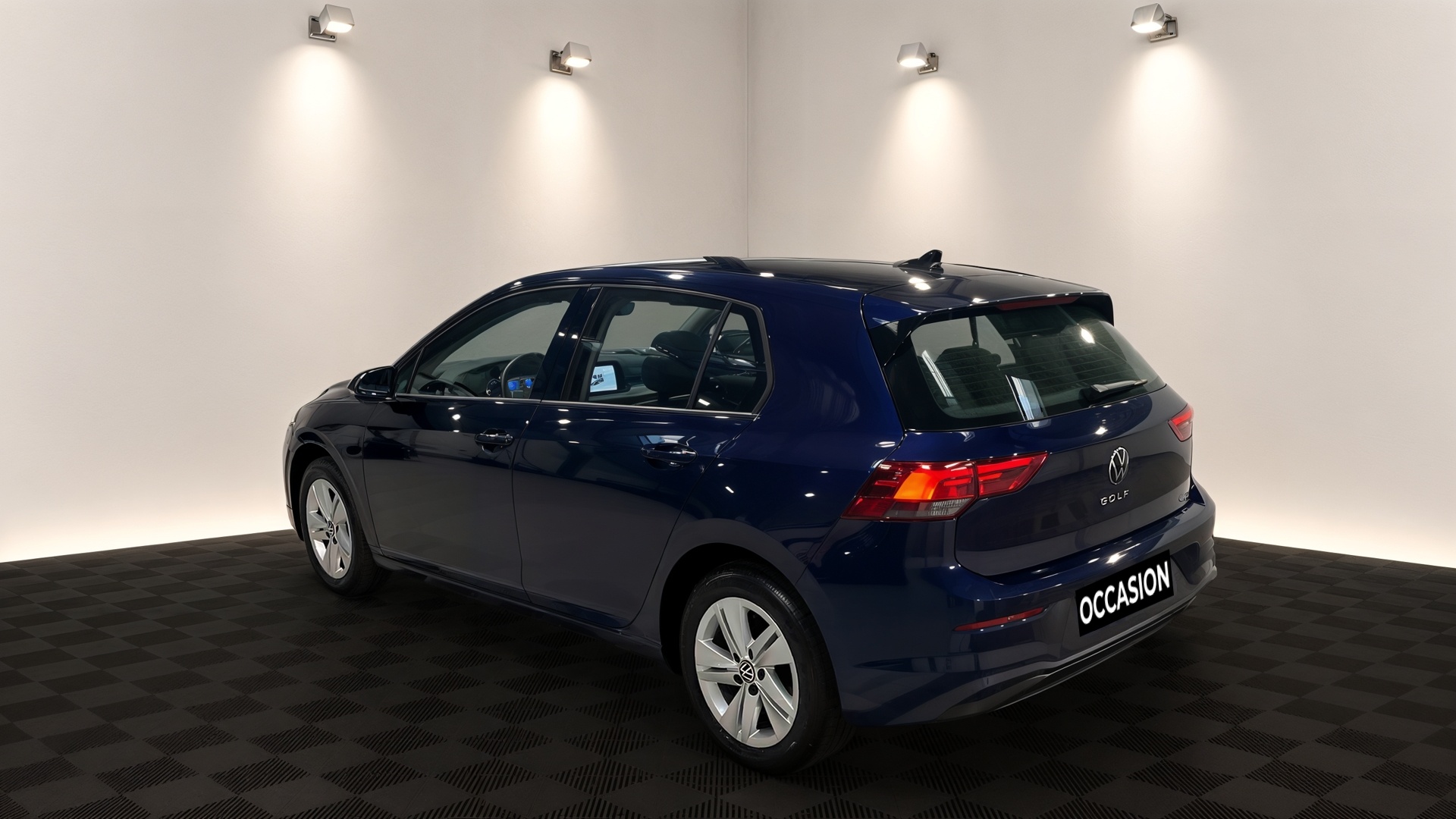 VOLKSWAGEN GOLF 1.5 eTSI OPF 130 DSG7 Life Business