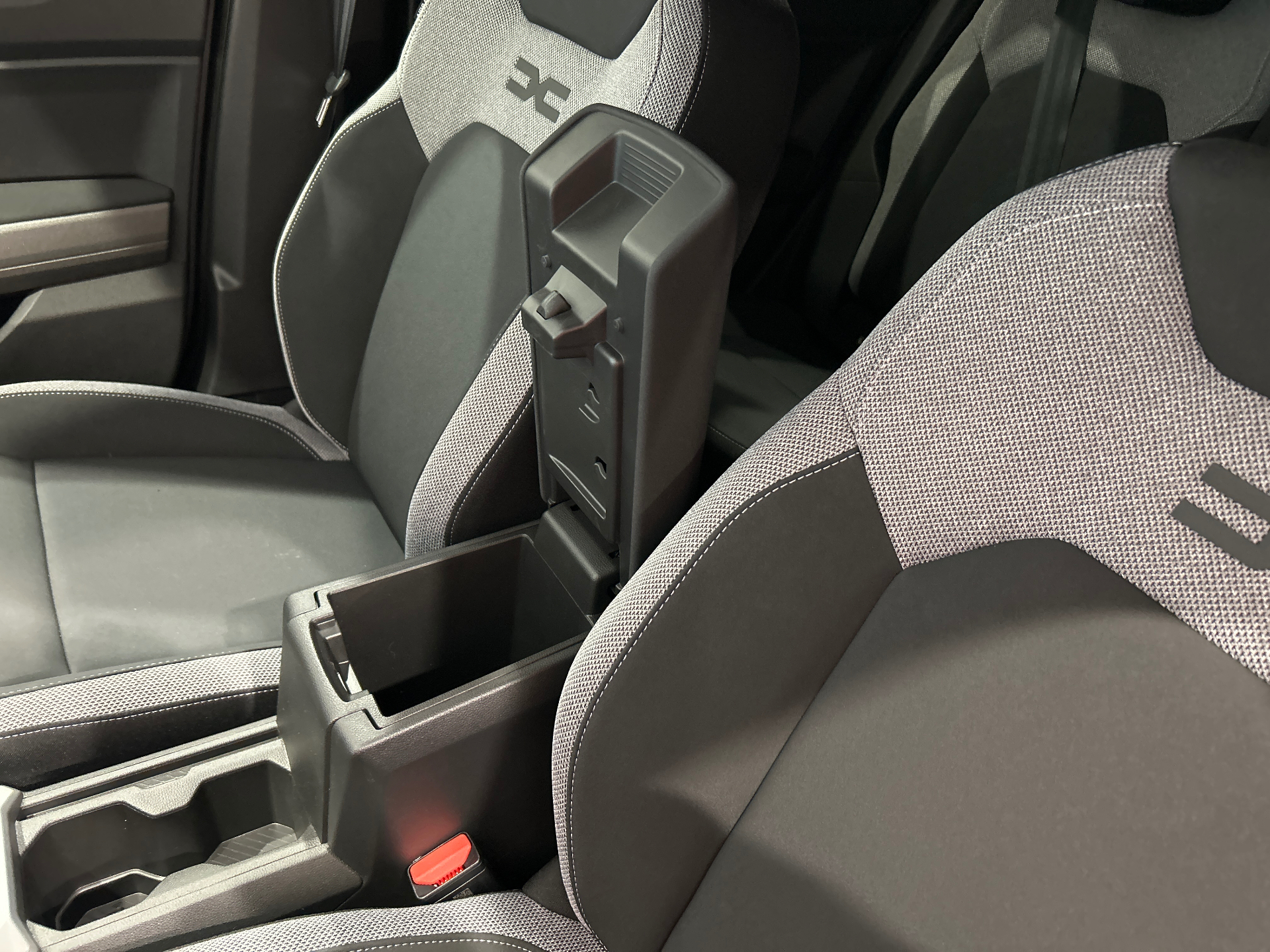 DACIA BIGSTER Mild Hybrid 140 Journey