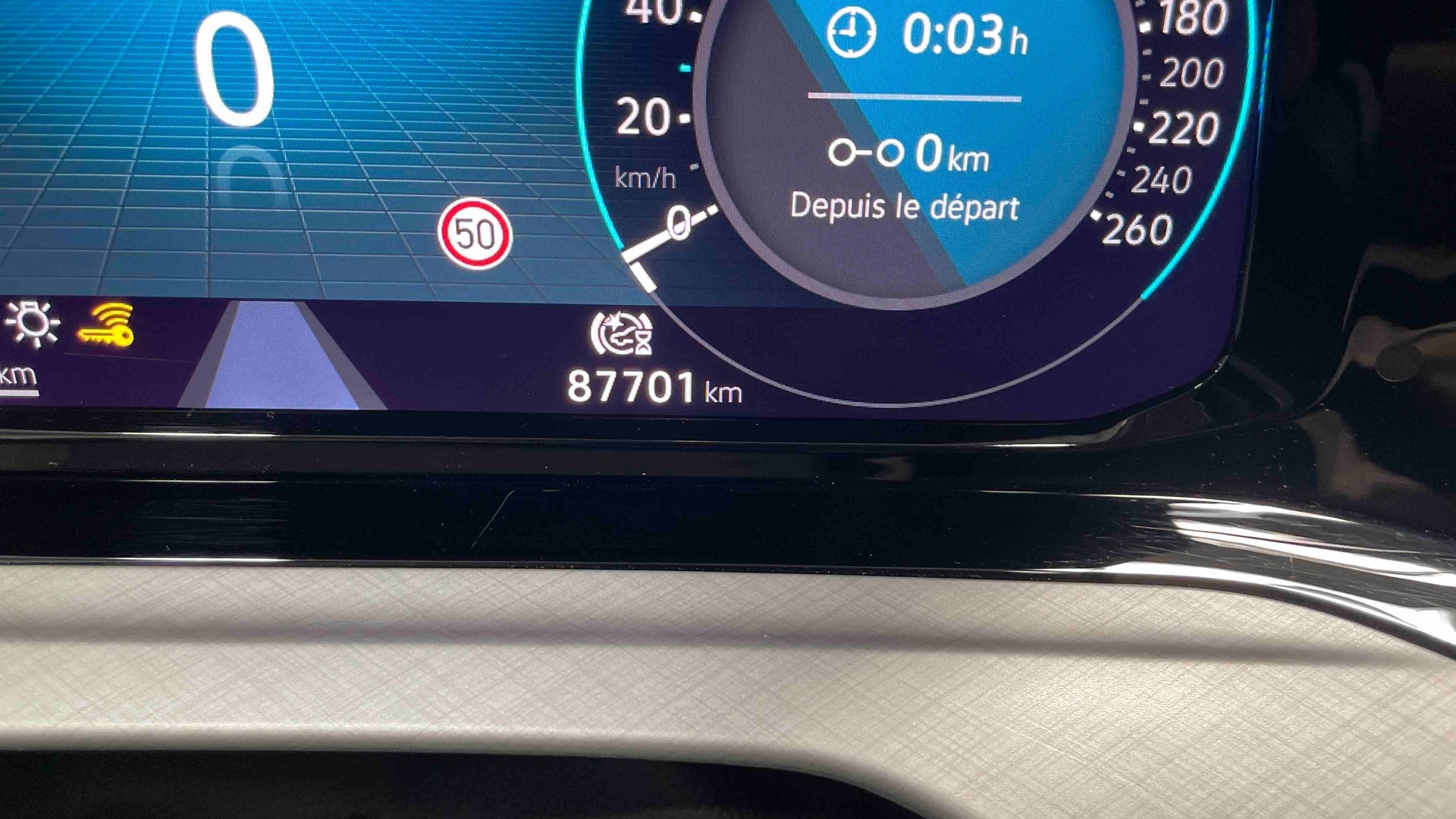 VOLKSWAGEN GOLF 1.0 eTSI OPF 110 DSG7 Life Business