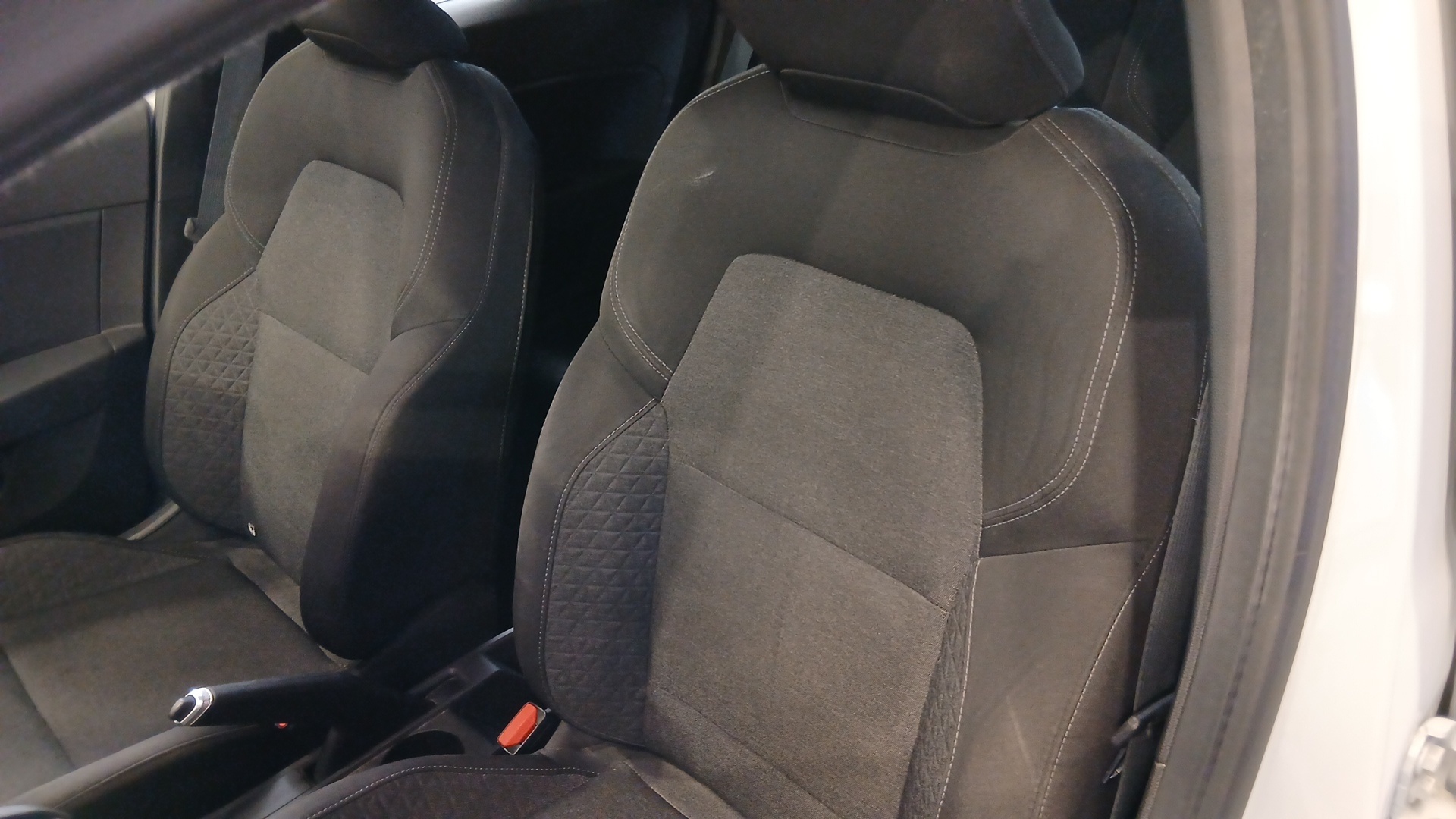 RENAULT CLIO V Blue dCi 100 - 21N Business